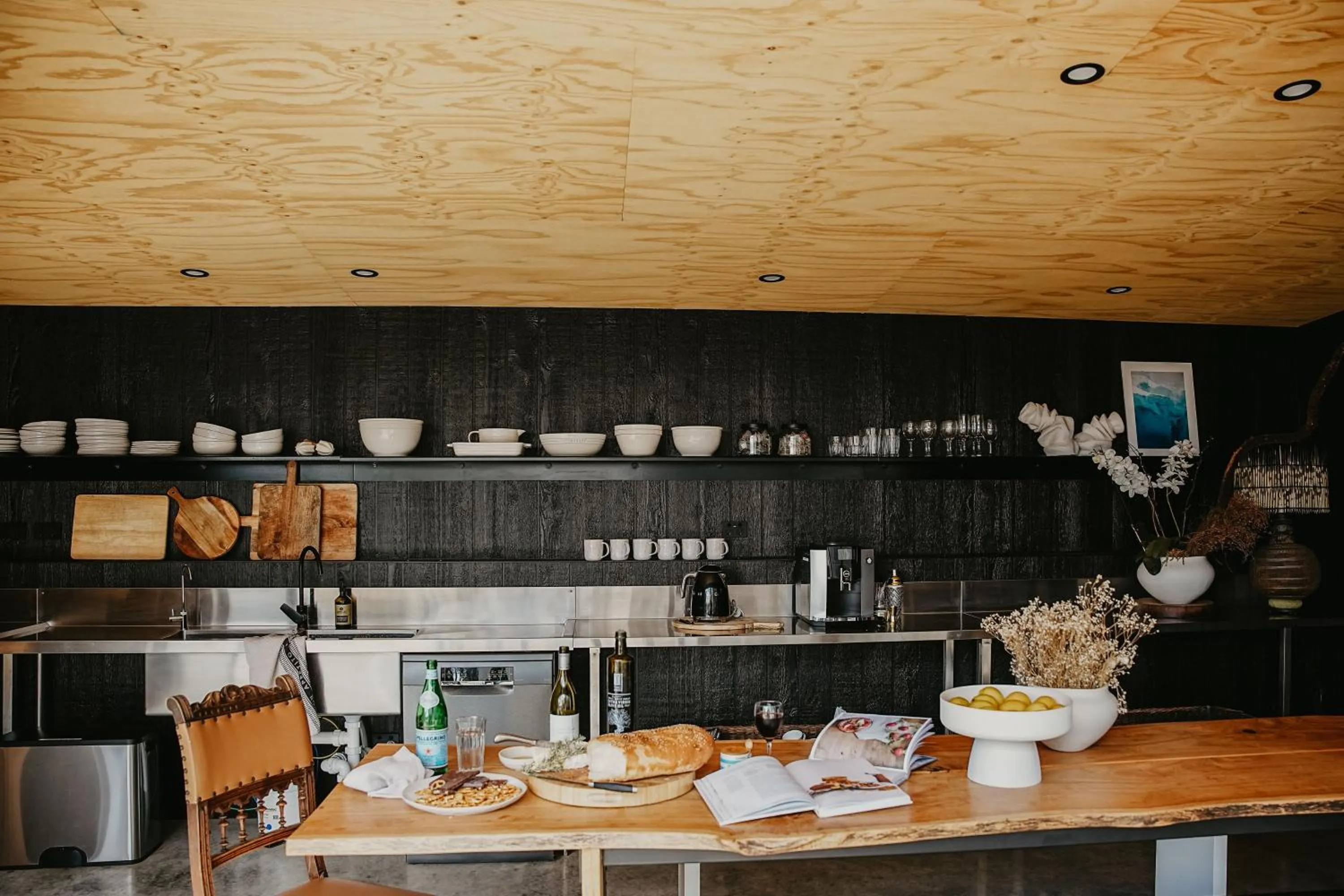Kitchen or kitchenette in Esperance Chalet Village