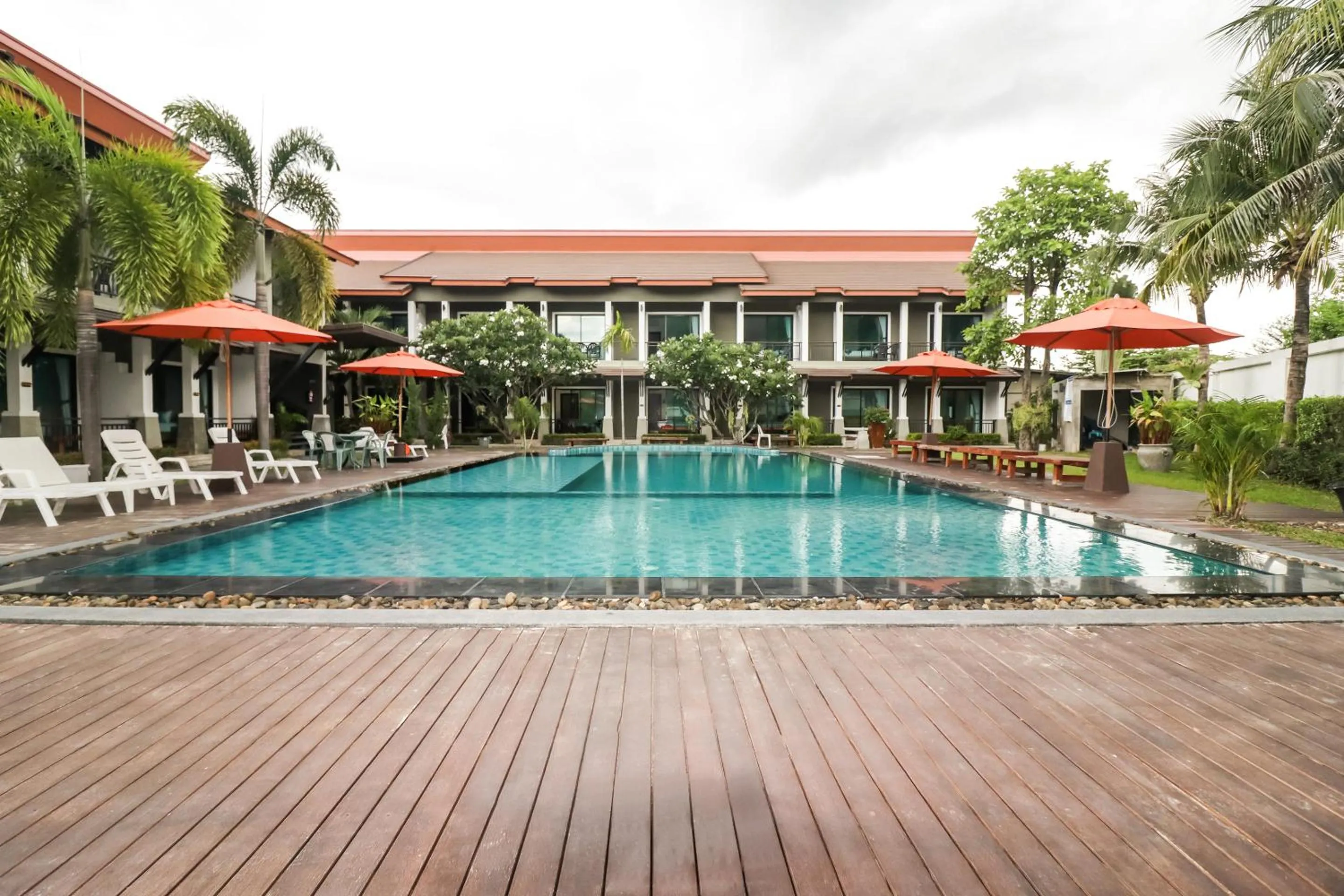 Swimming pool in P' Private Resort Cha Am