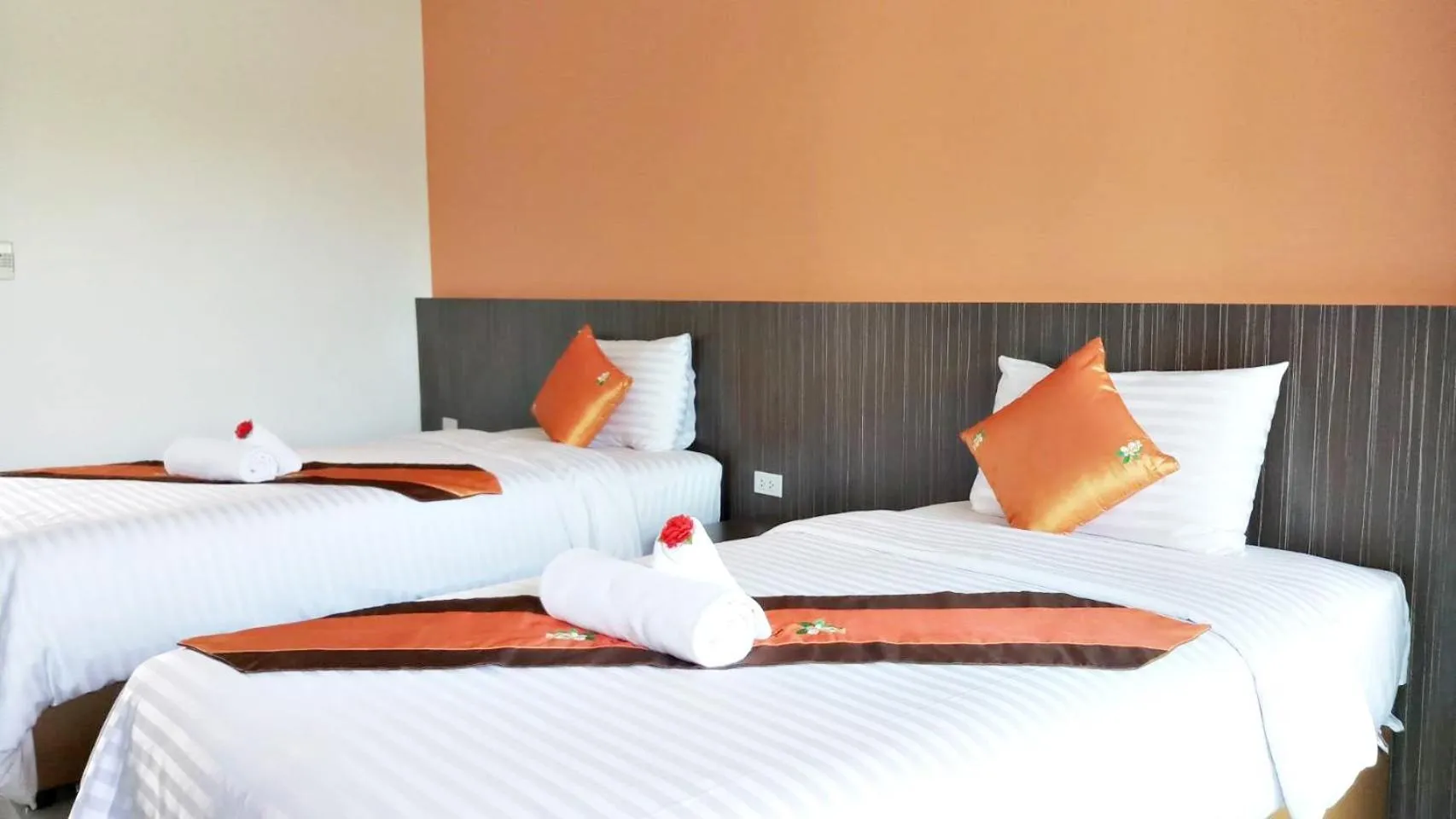 Bed in P' Private Resort Cha Am