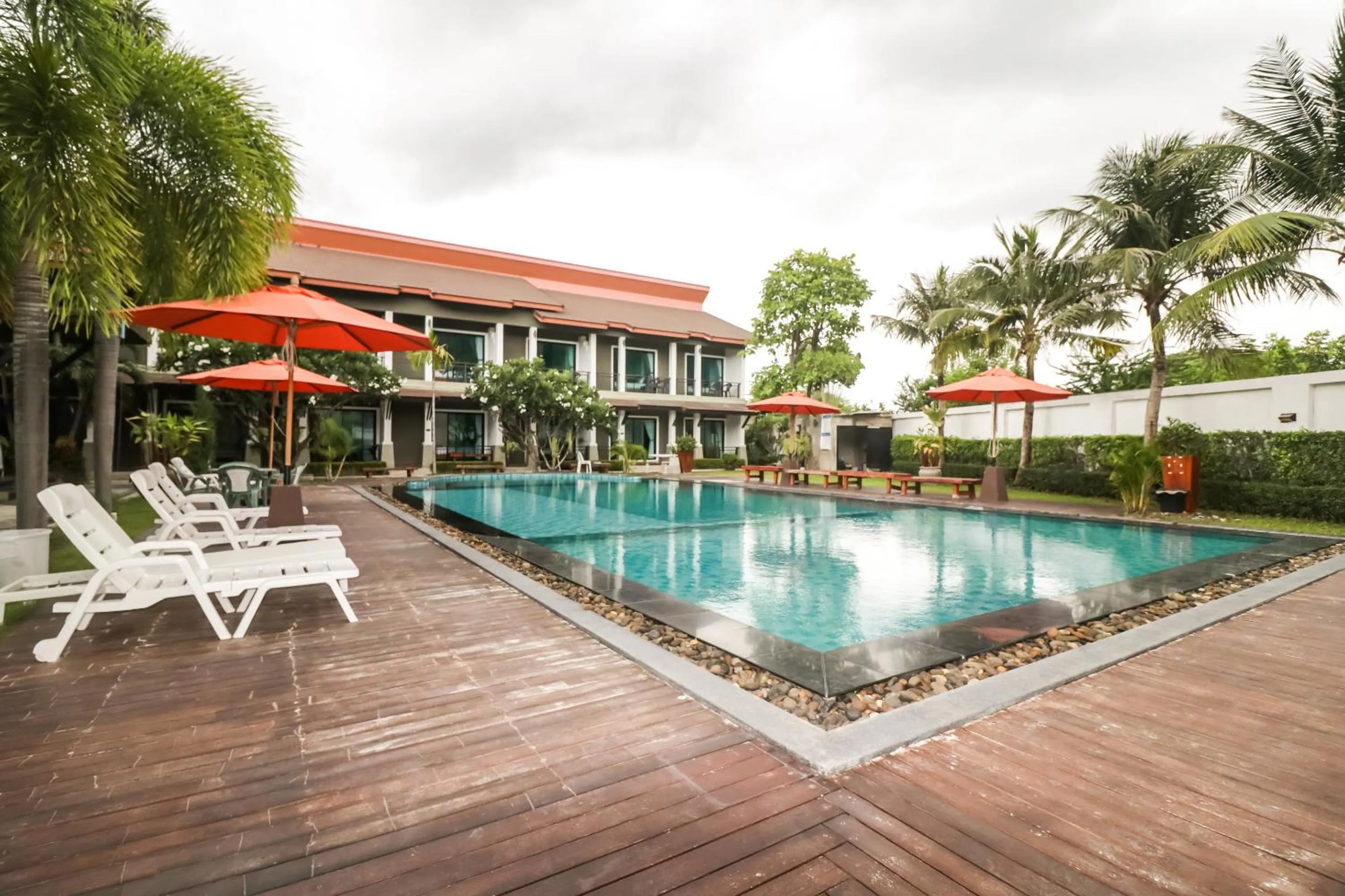 Swimming pool in P' Private Resort Cha Am