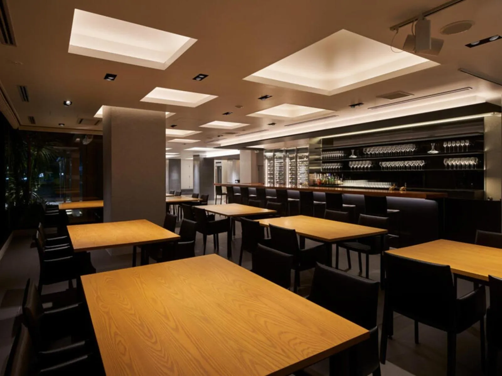 Restaurant/places to eat in Hotel Royal Garden Kisarazu