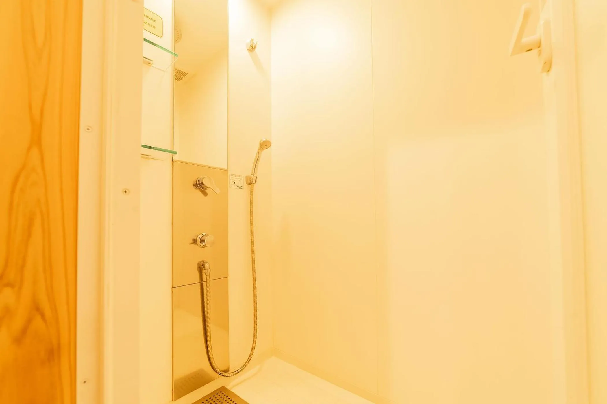 Shower in Ooedo Onsen Monogatari Premium Kinosaki