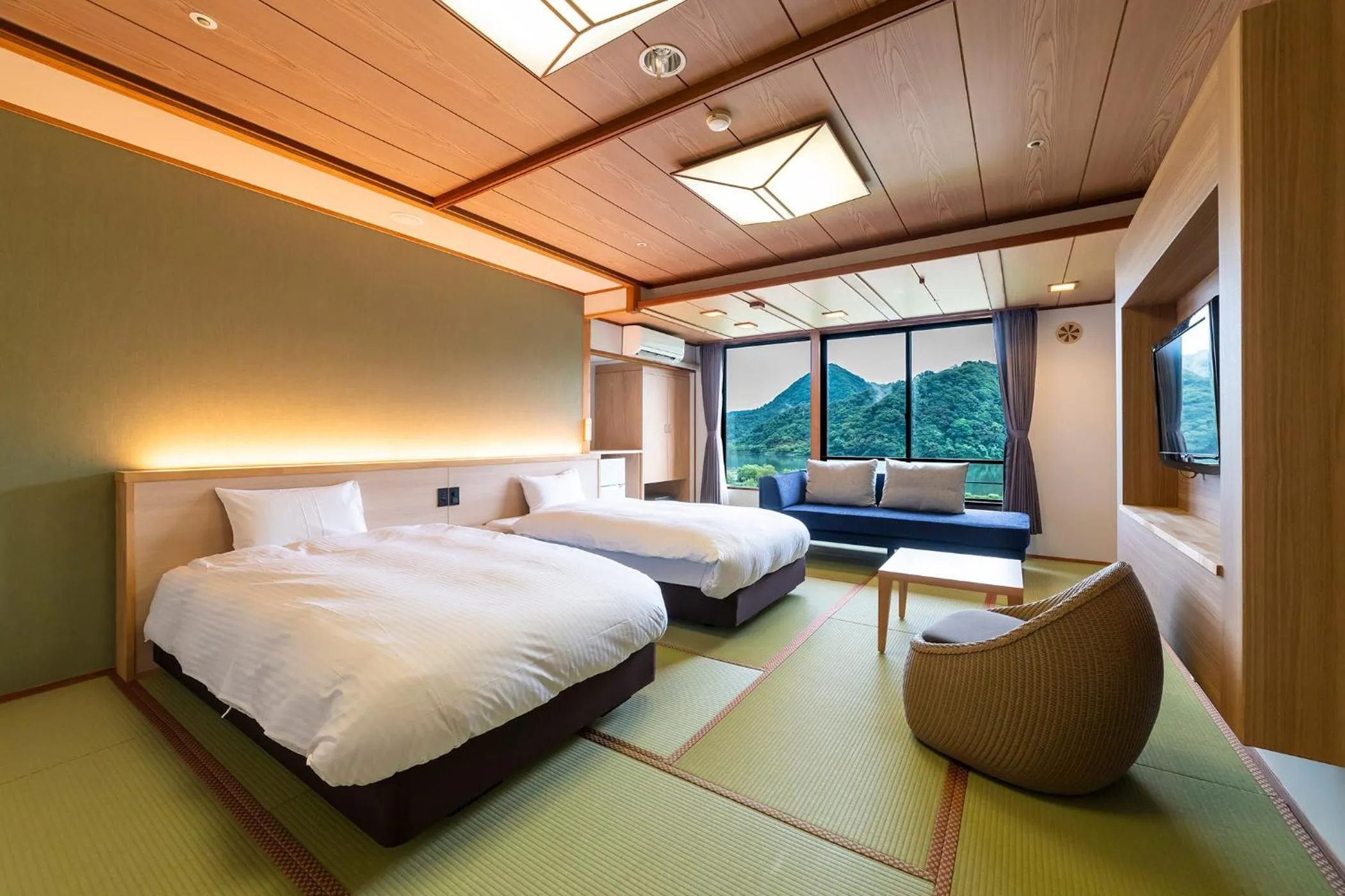 Photo of the whole room, Bed in Ooedo Onsen Monogatari Premium Kinosaki