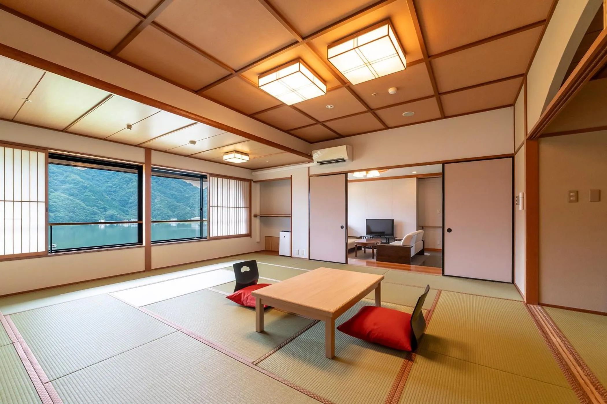 Photo of the whole room in Ooedo Onsen Monogatari Premium Kinosaki