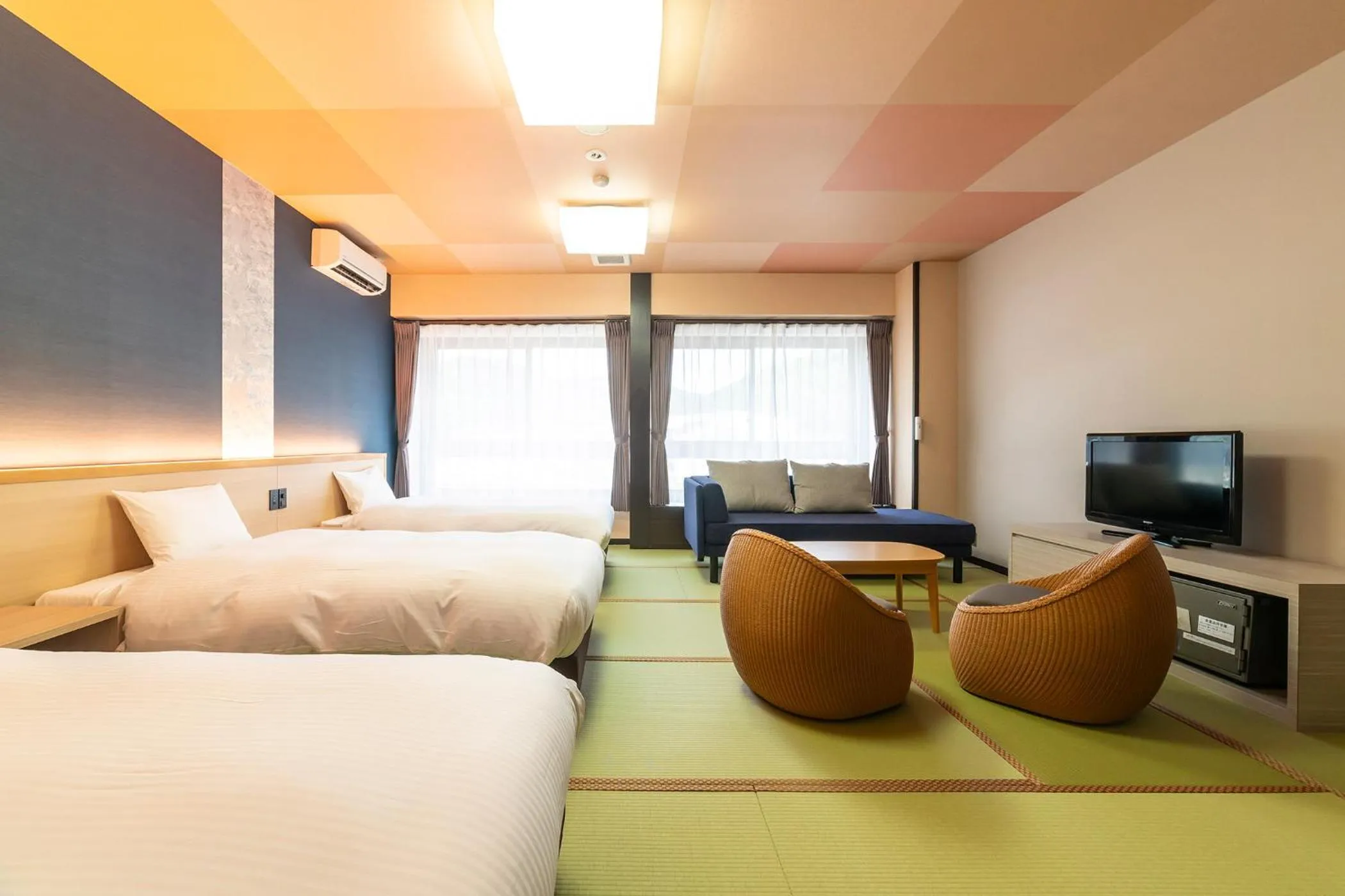 Photo of the whole room, Bed in Ooedo Onsen Monogatari Premium Kinosaki