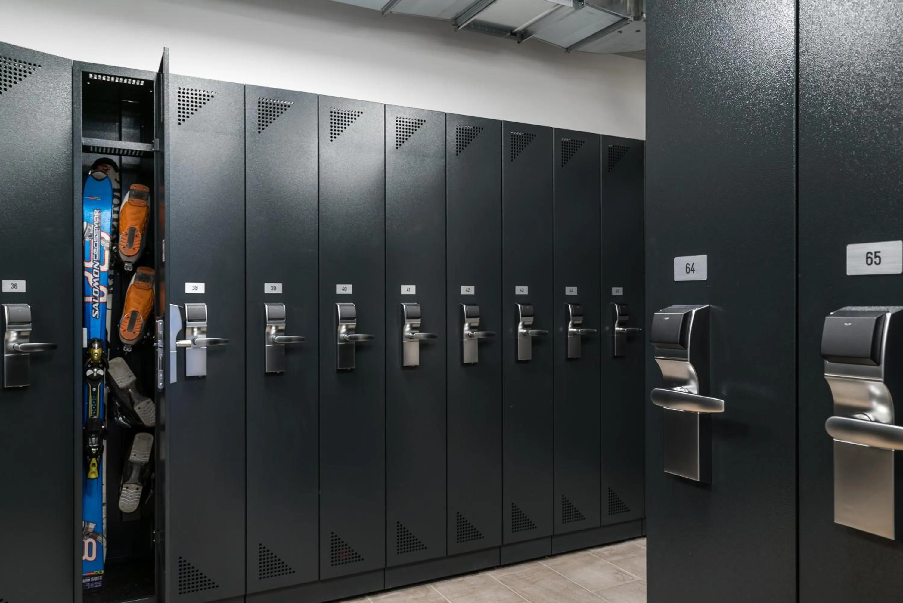 Area and facilities in VAYA St Anton