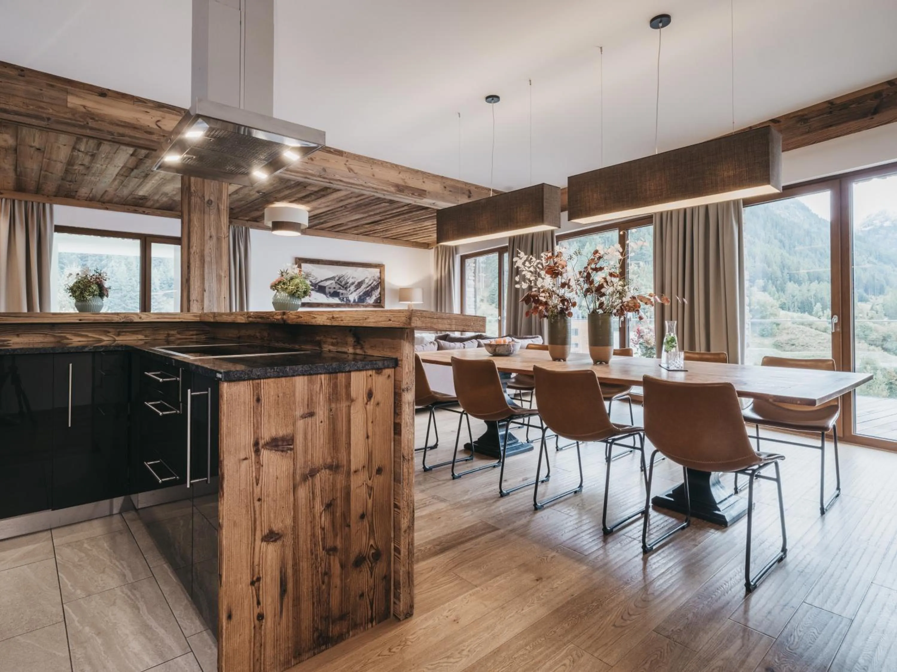 Photo of the whole room in VAYA St Anton