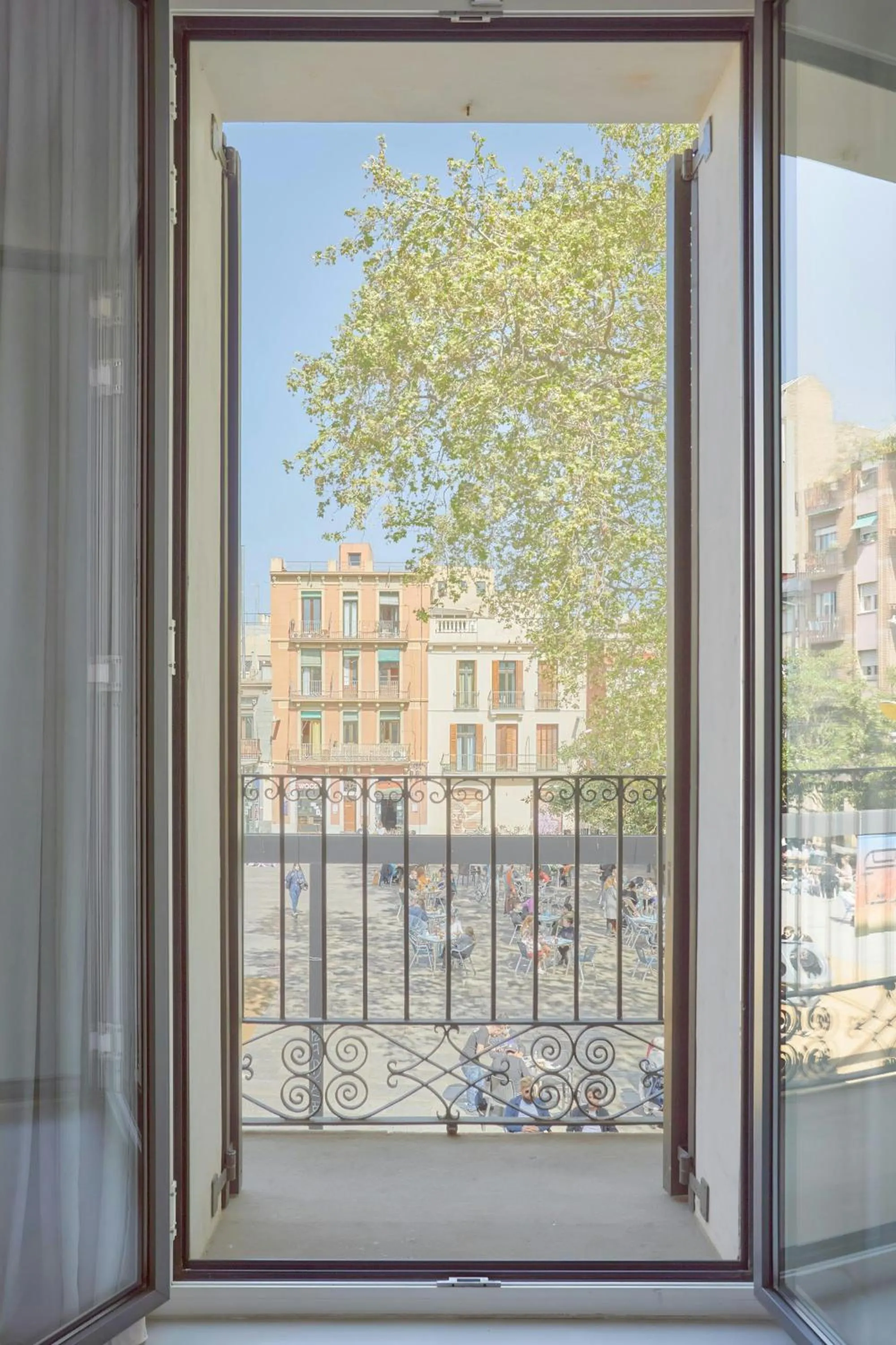 Photo of the whole room in La Casa Del Sol Hotel Gracia District, Sonder by Marriott Bonvoy