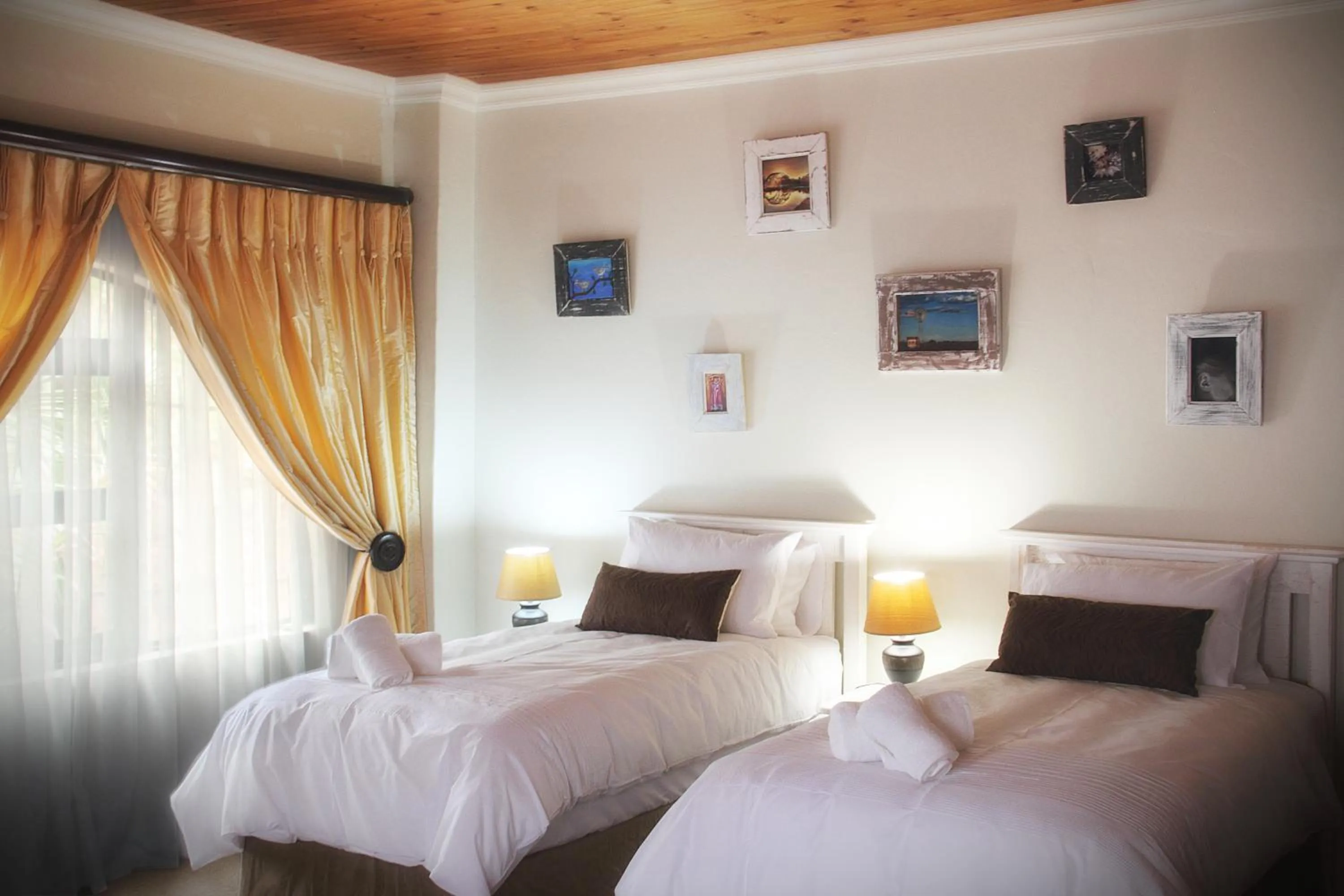 Bedroom, Bed in Belle Vue Guesthouse