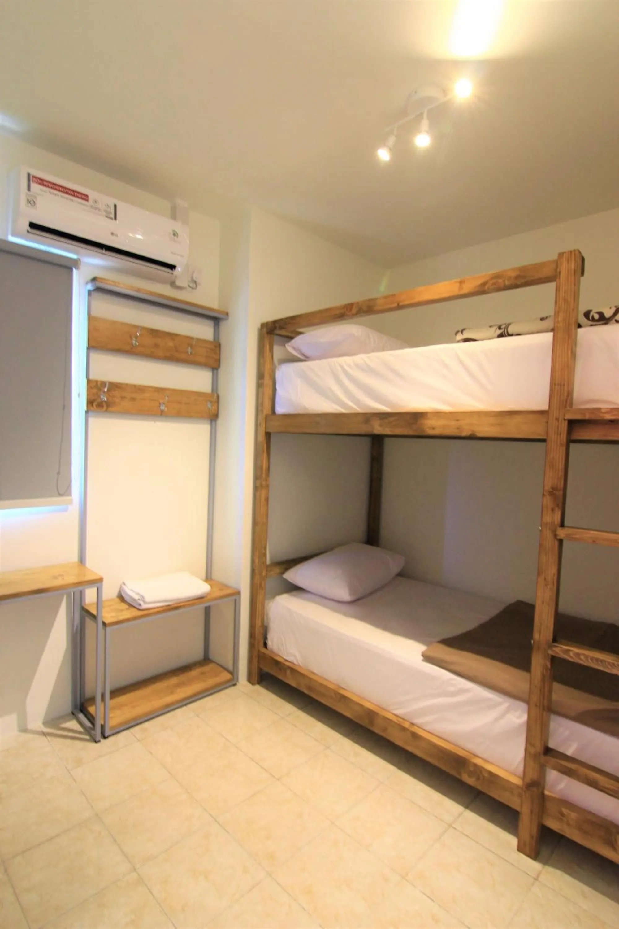 bunk bed, Bed in Queen Victoria Apartment Batam