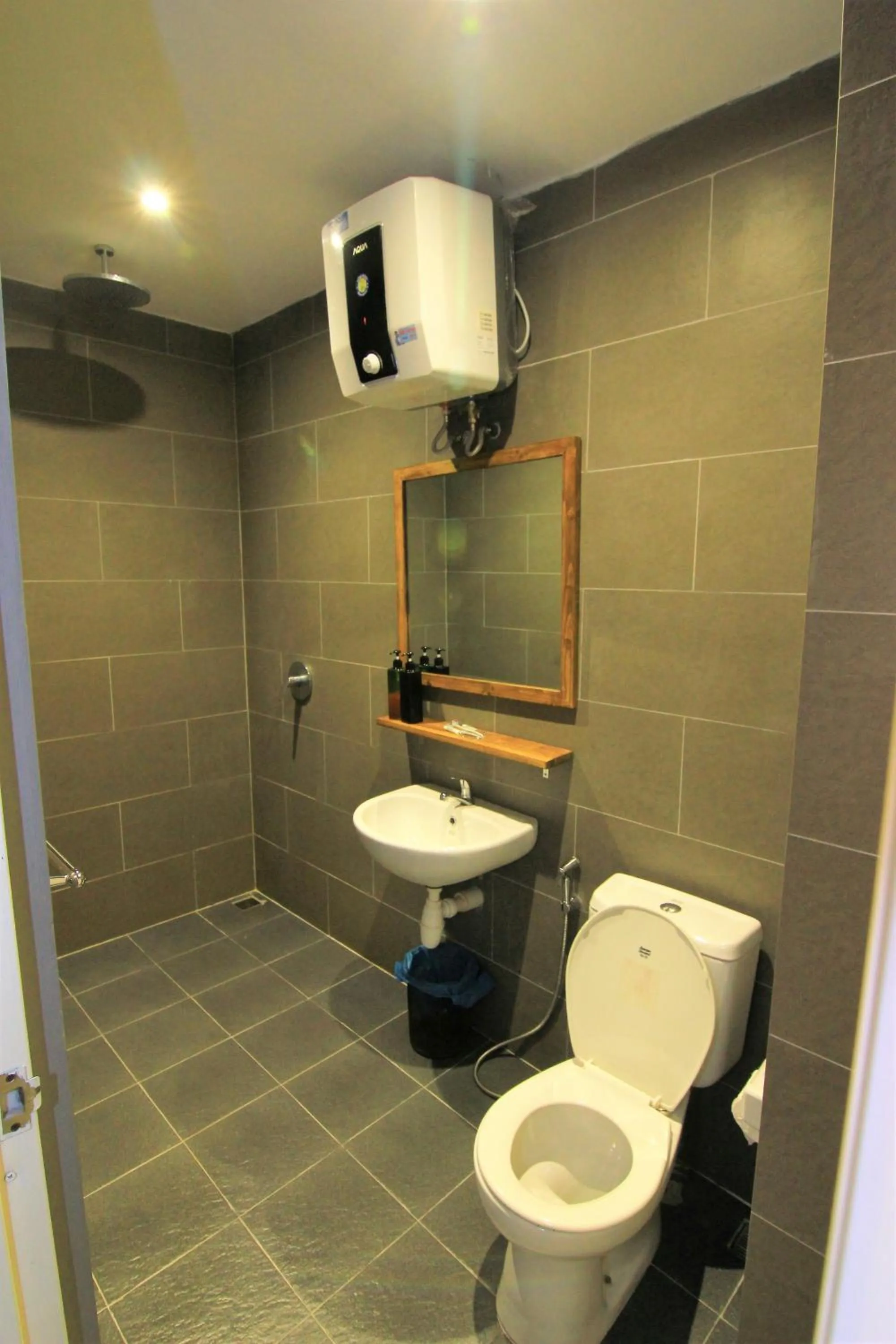 Bathroom in Queen Victoria Apartment Batam