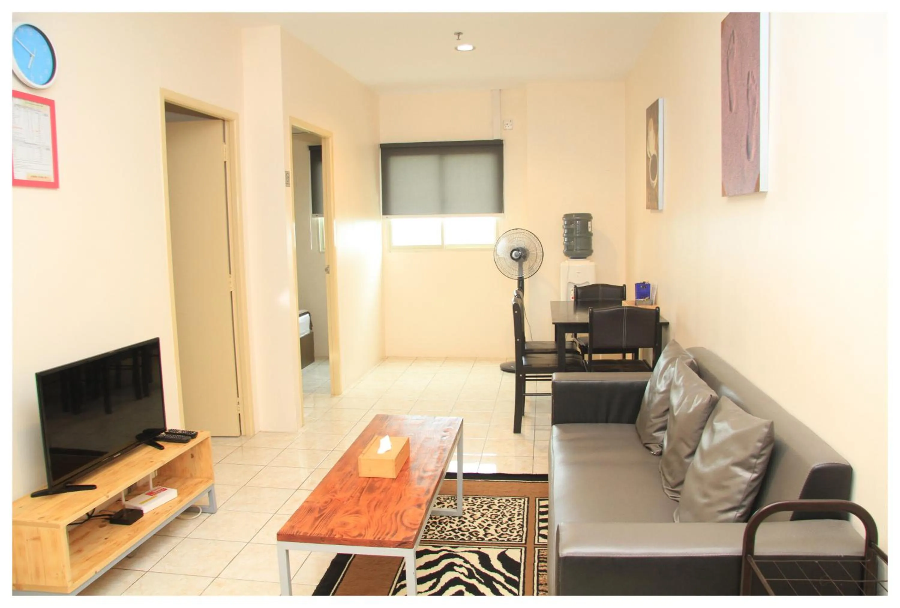 Living room in Queen Victoria Apartment Batam