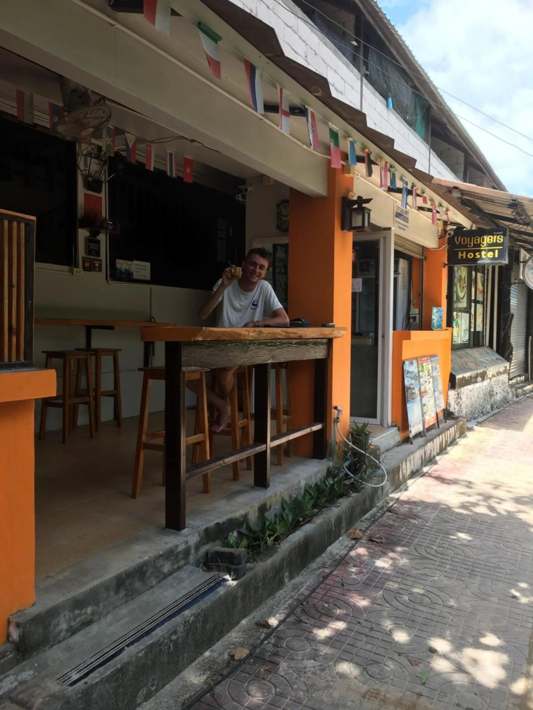 Day in Voyagers Hostel