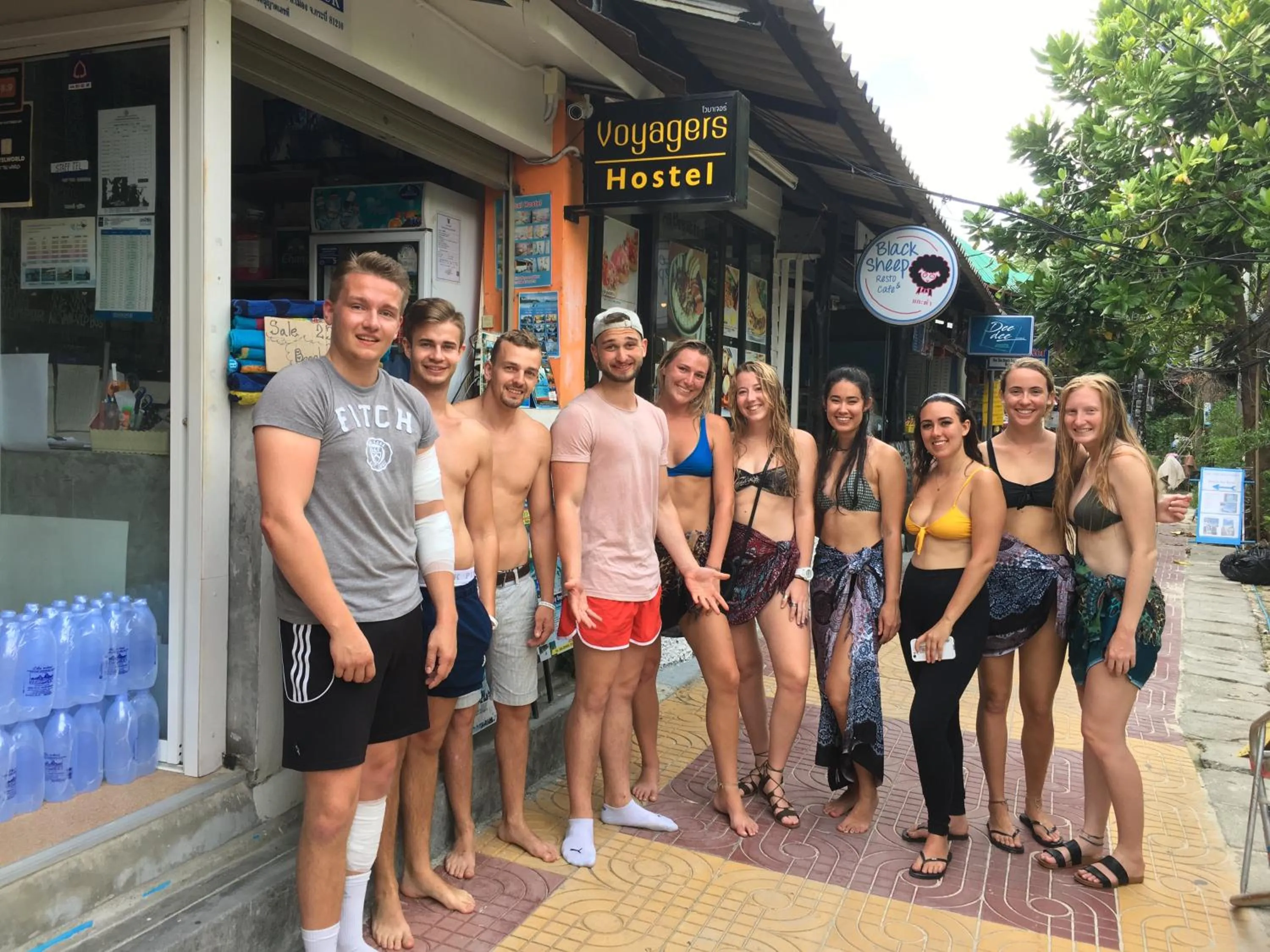 Day in Voyagers Hostel