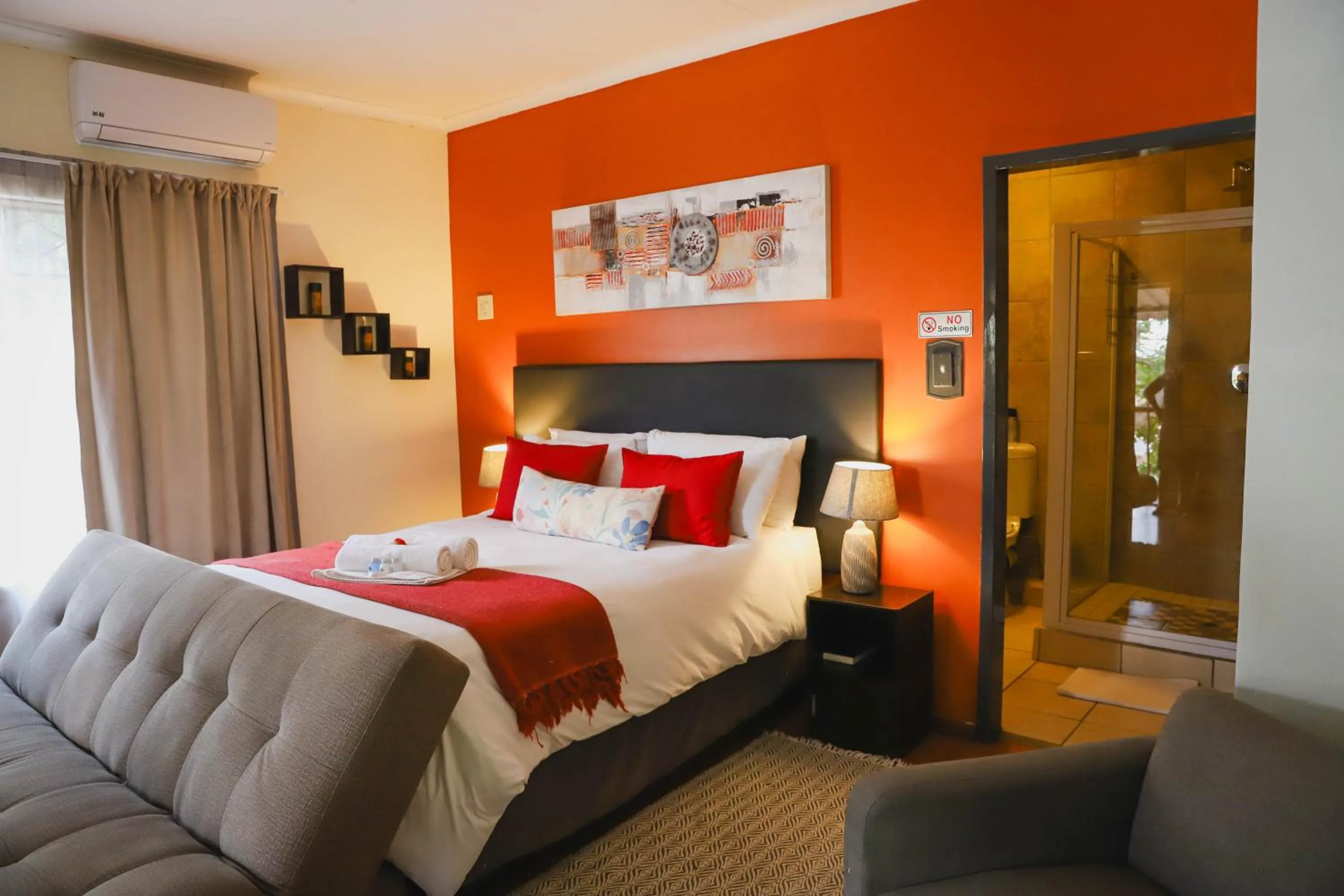 Bed in Maroela Guest Lodge