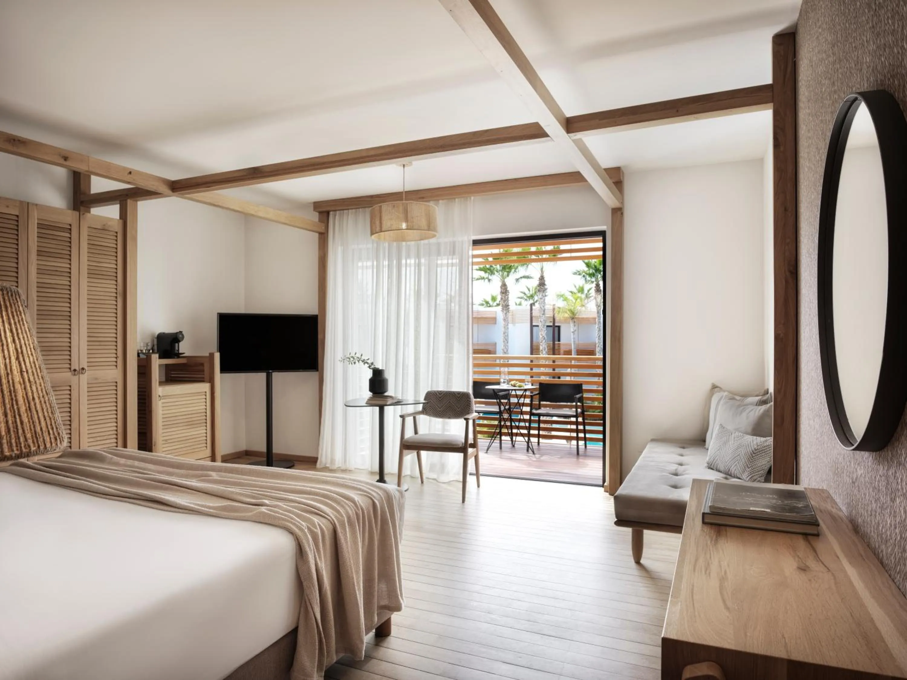 Bed in Stella Island Luxury Resort & Spa (Adults Only)