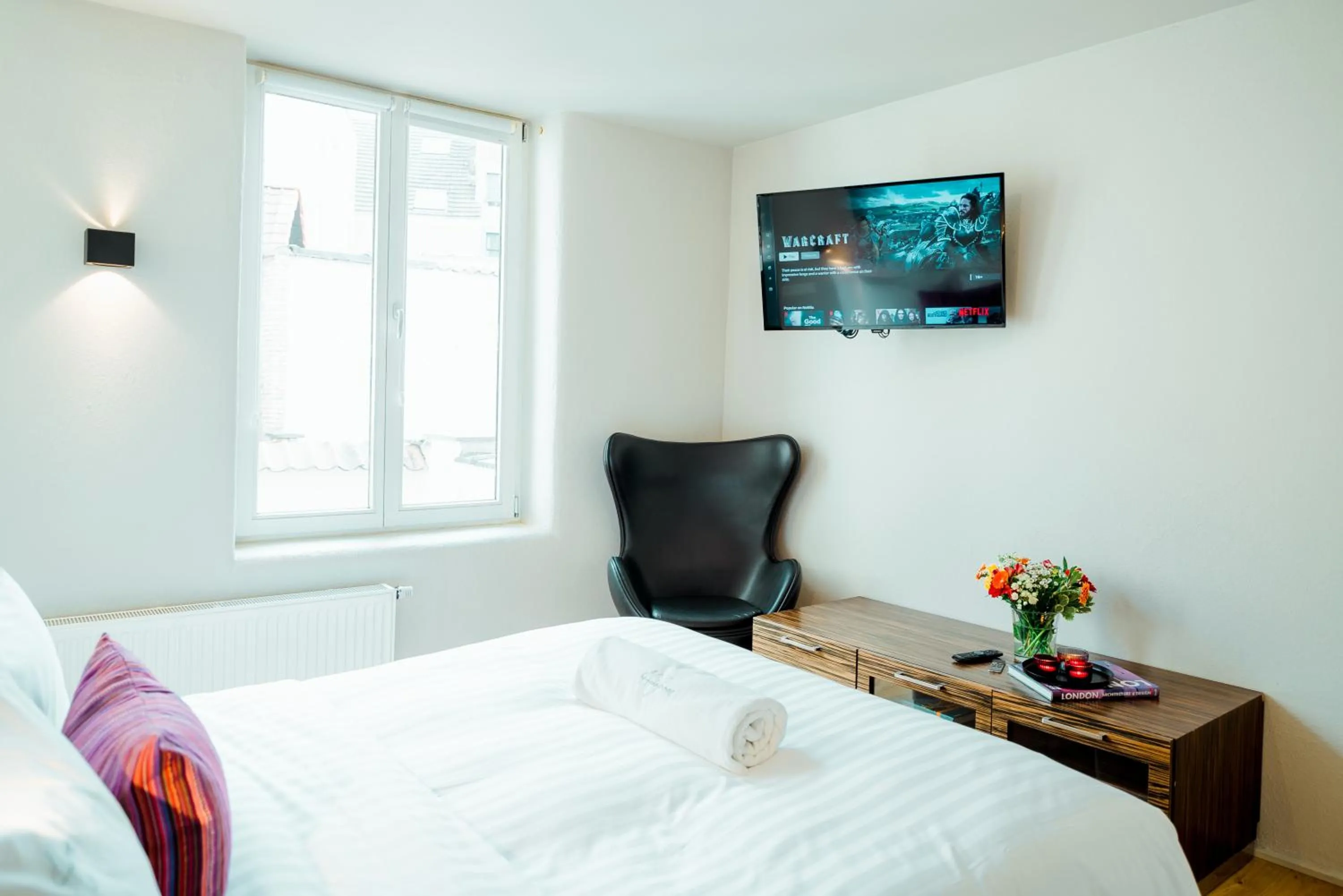 Bed in The House of Edward by Domani Hotels