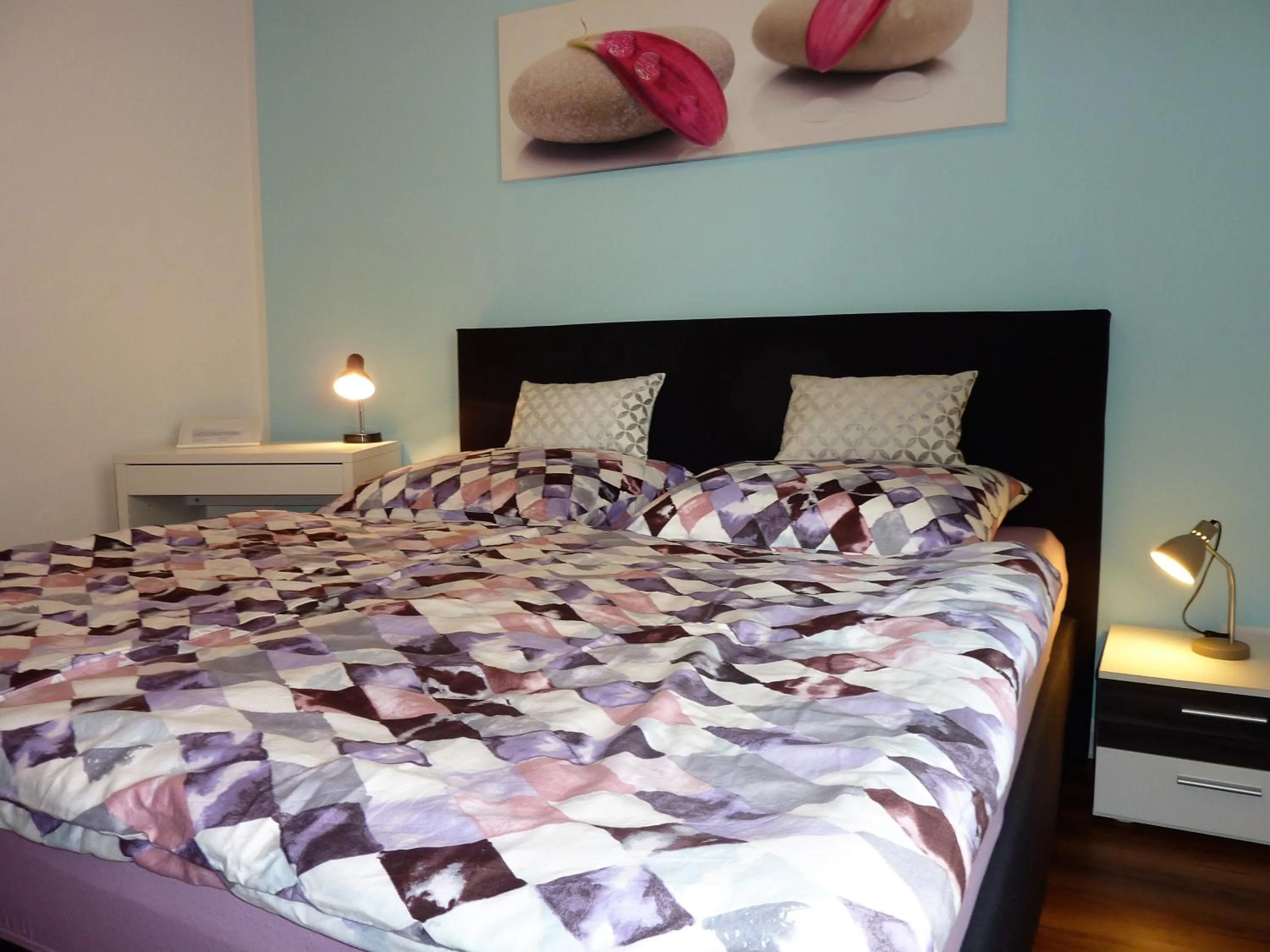 Bedroom, Bed in City Apartment Jena
