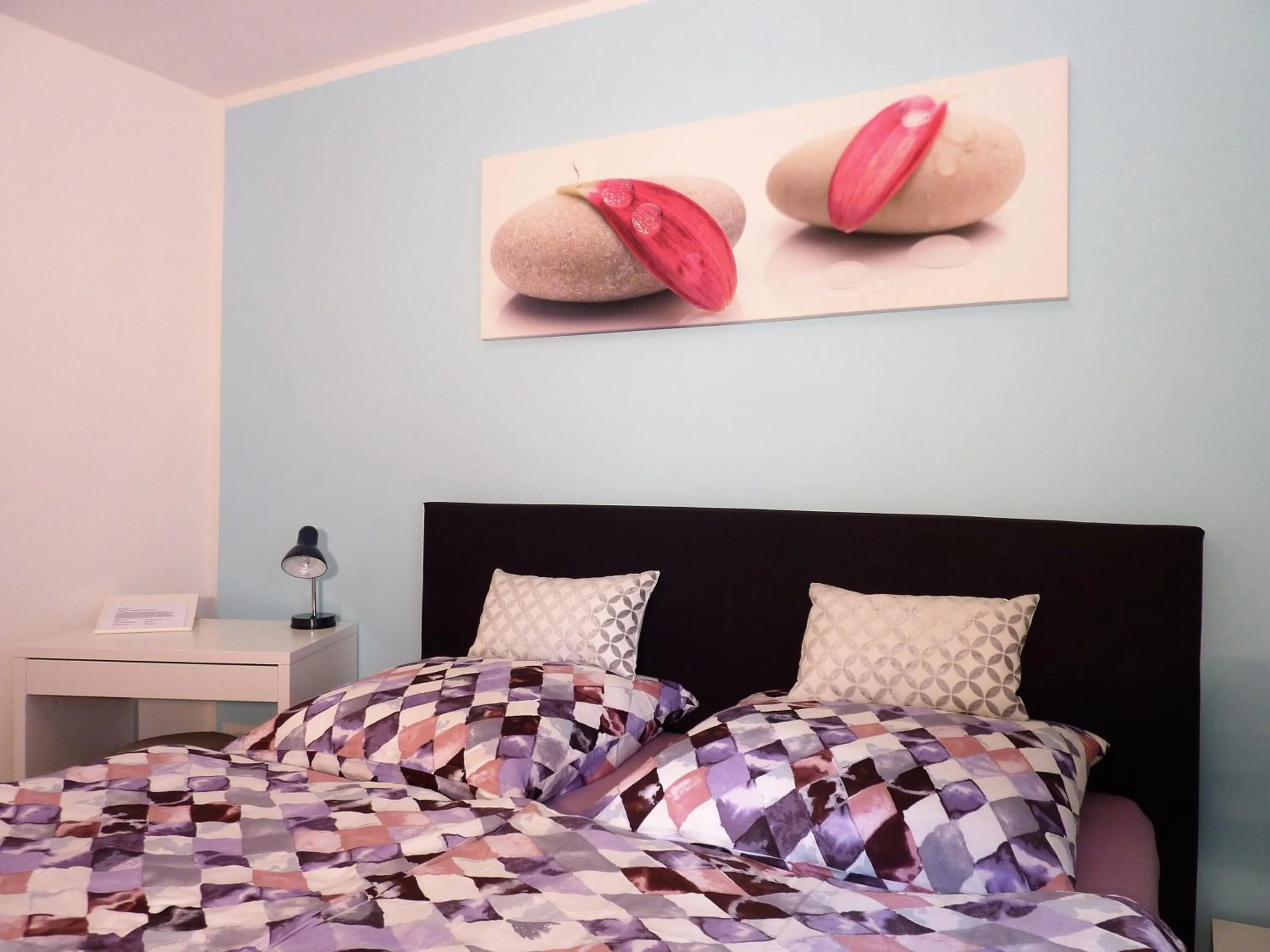 Bedroom, Bed in City Apartment Jena
