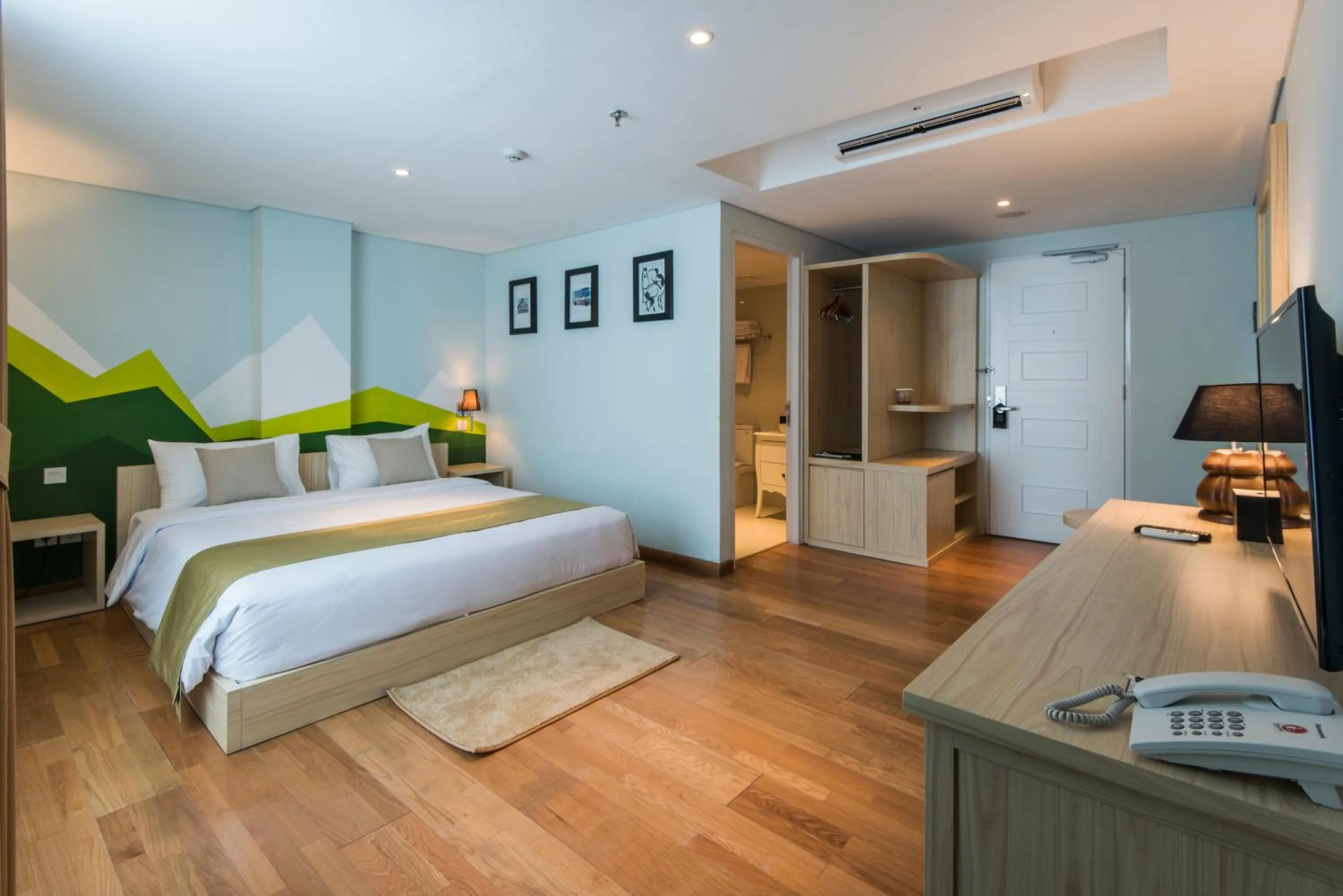 Bedroom, Bed in Yan's House Hotel