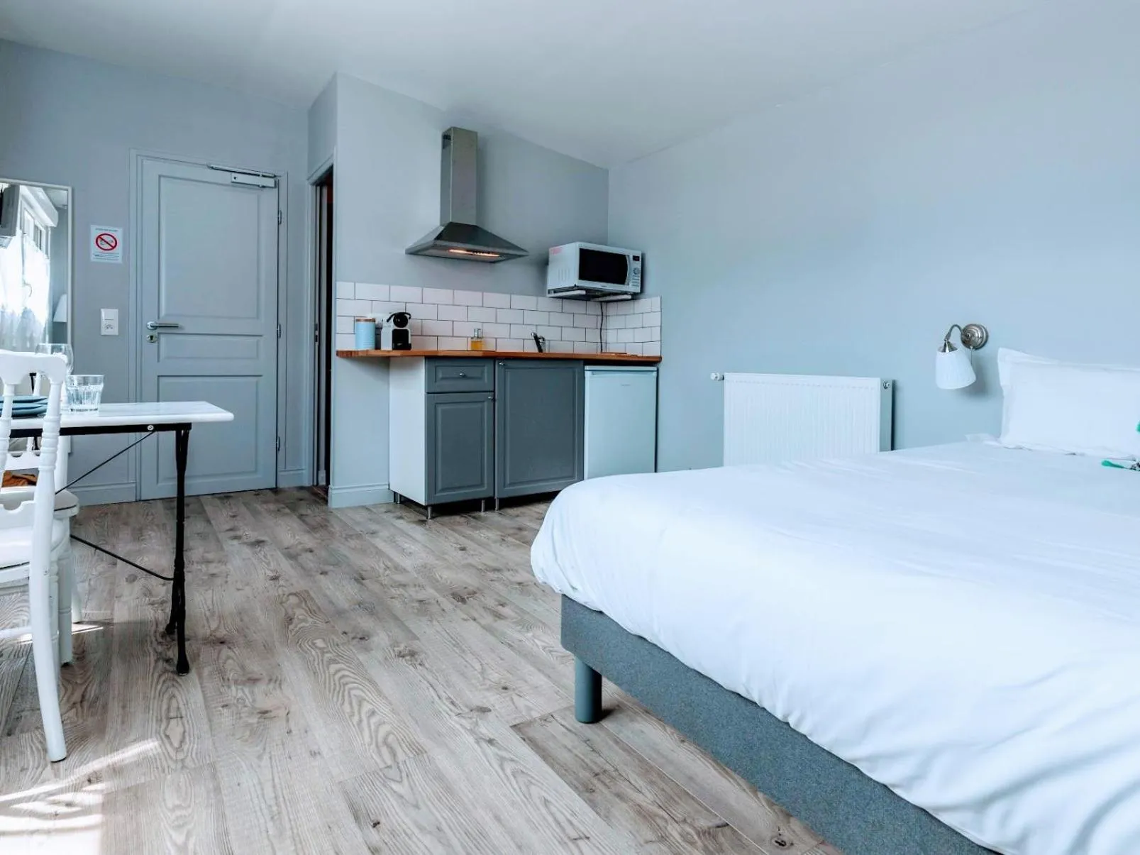 Bedroom, Bed in Villa Clément Appart'Hotel St Clément proche de Sens