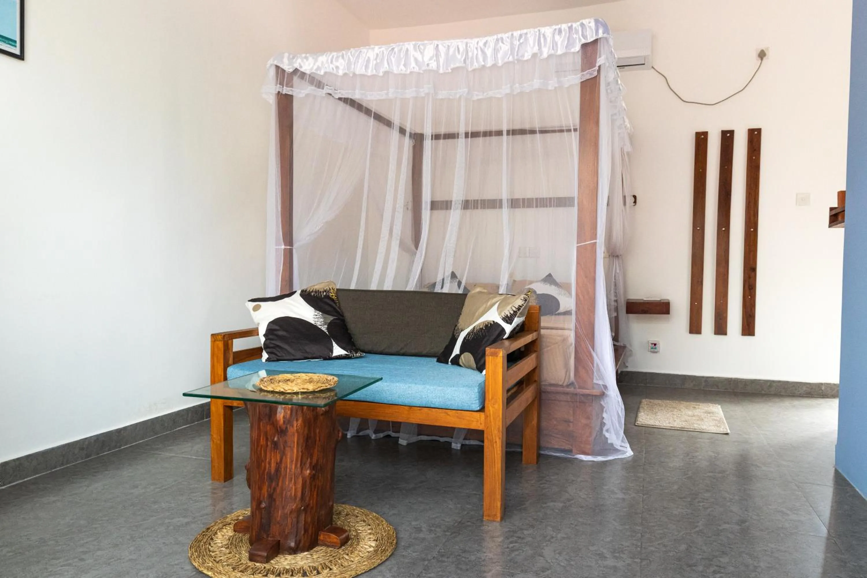 Seating area in SriMany