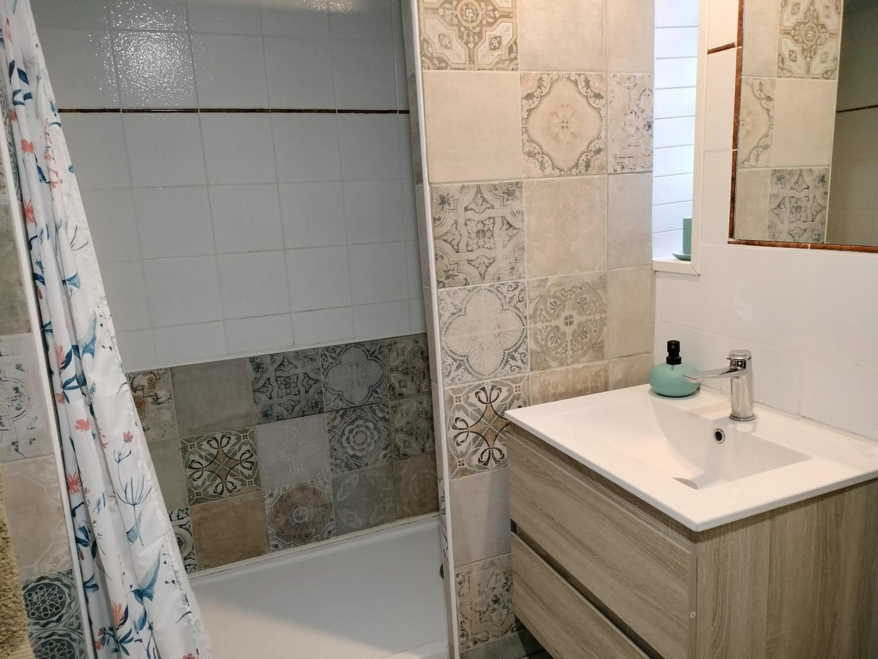 Bathroom in Le Chant Des Fees