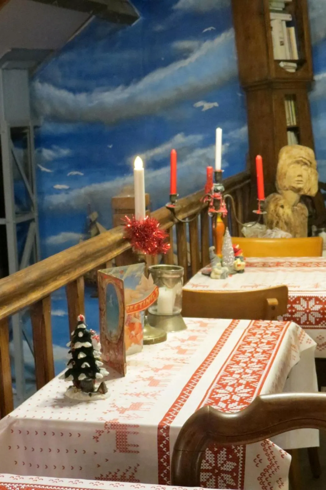 Restaurant/places to eat in Le Chant Des Fees