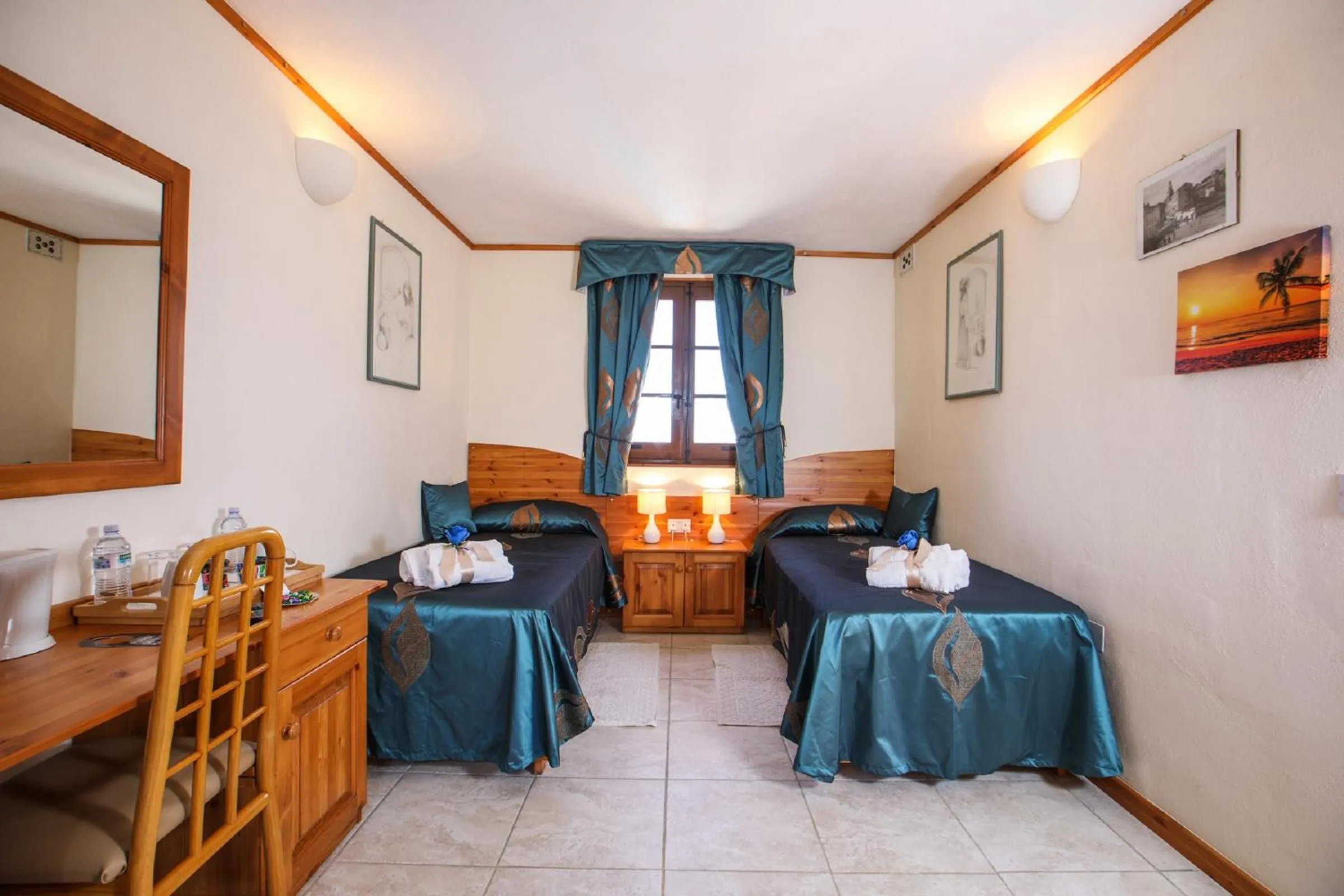 Photo of the whole room in L'Ghorfa