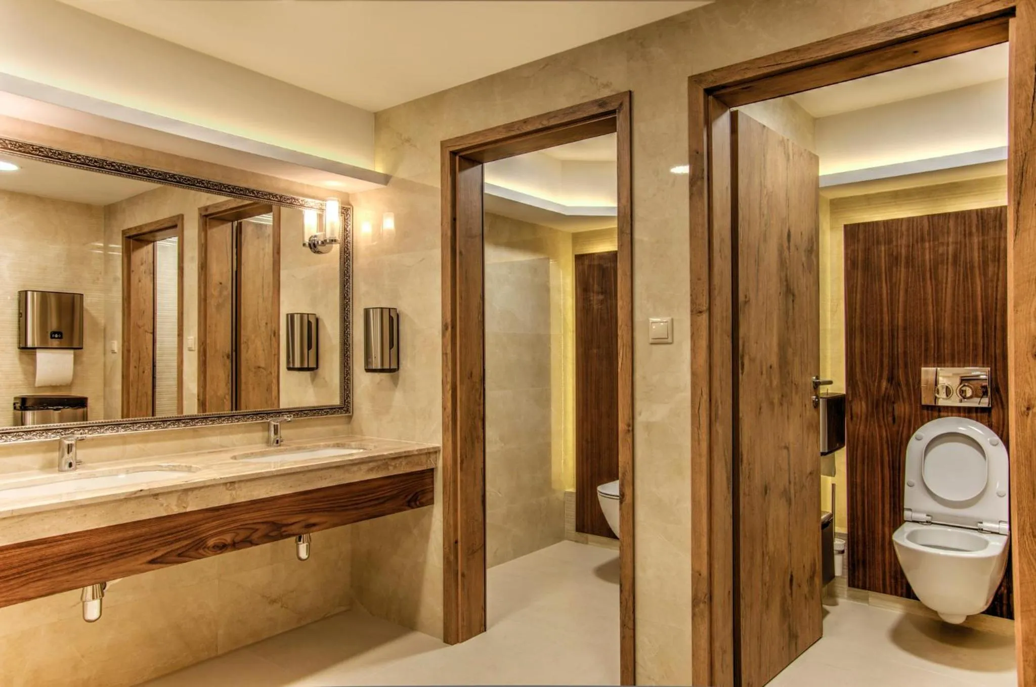 Decorative detail in Holiday Inn Plovdiv by IHG