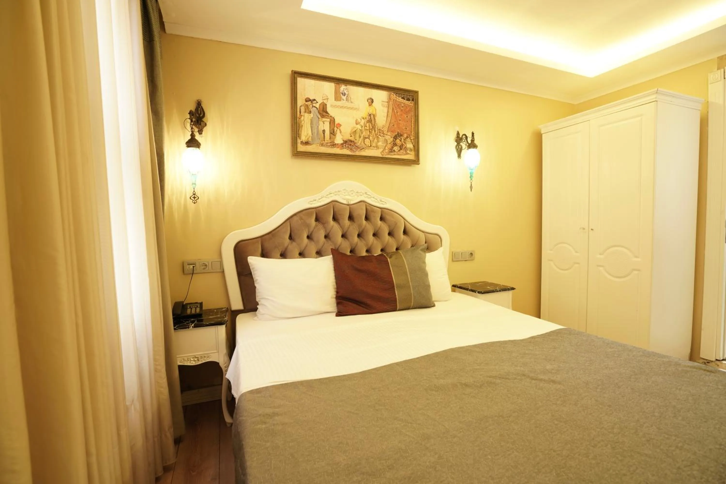 Bed in Bon Hotel Old City