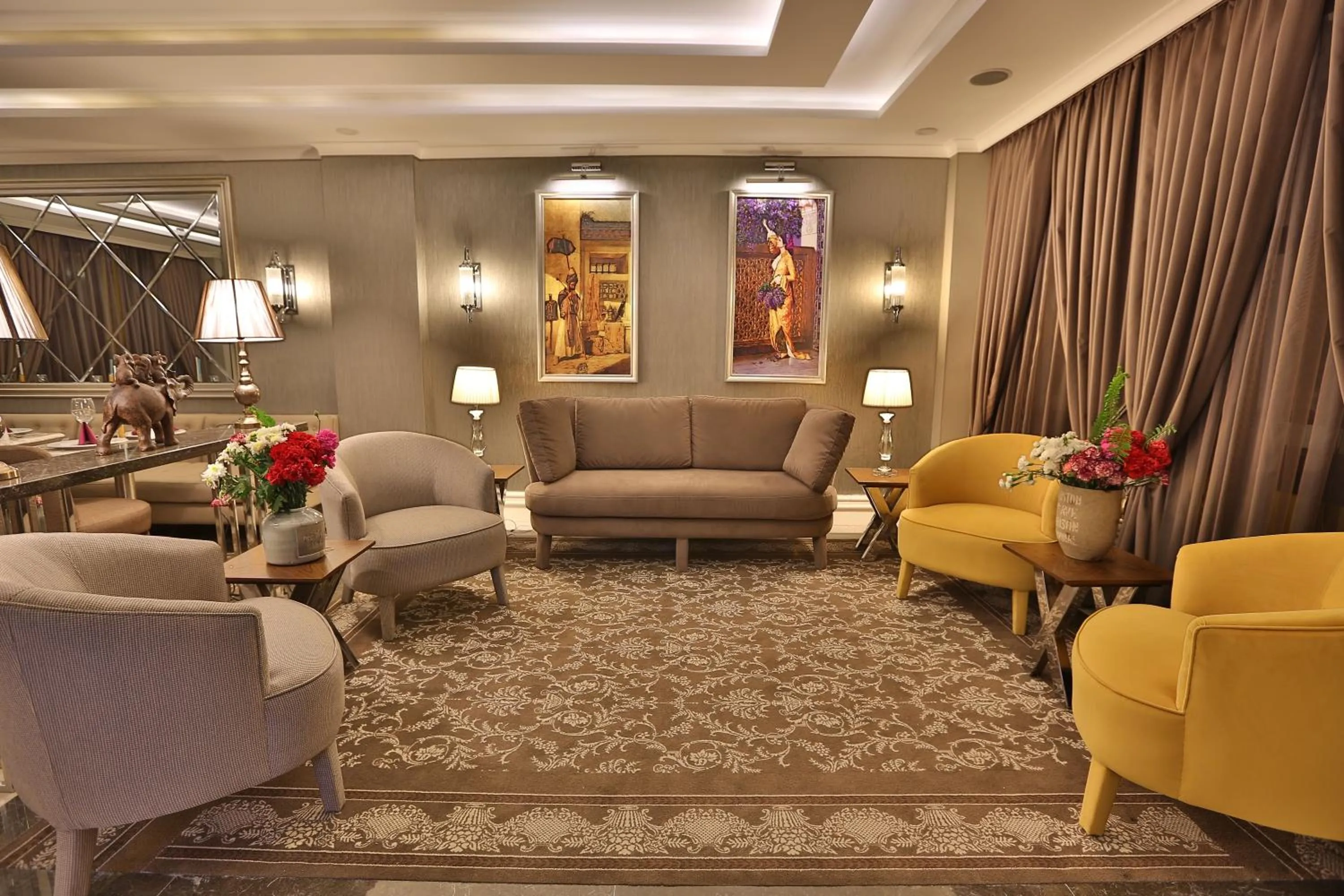 Nightclub / DJ in Bon Hotel Old City