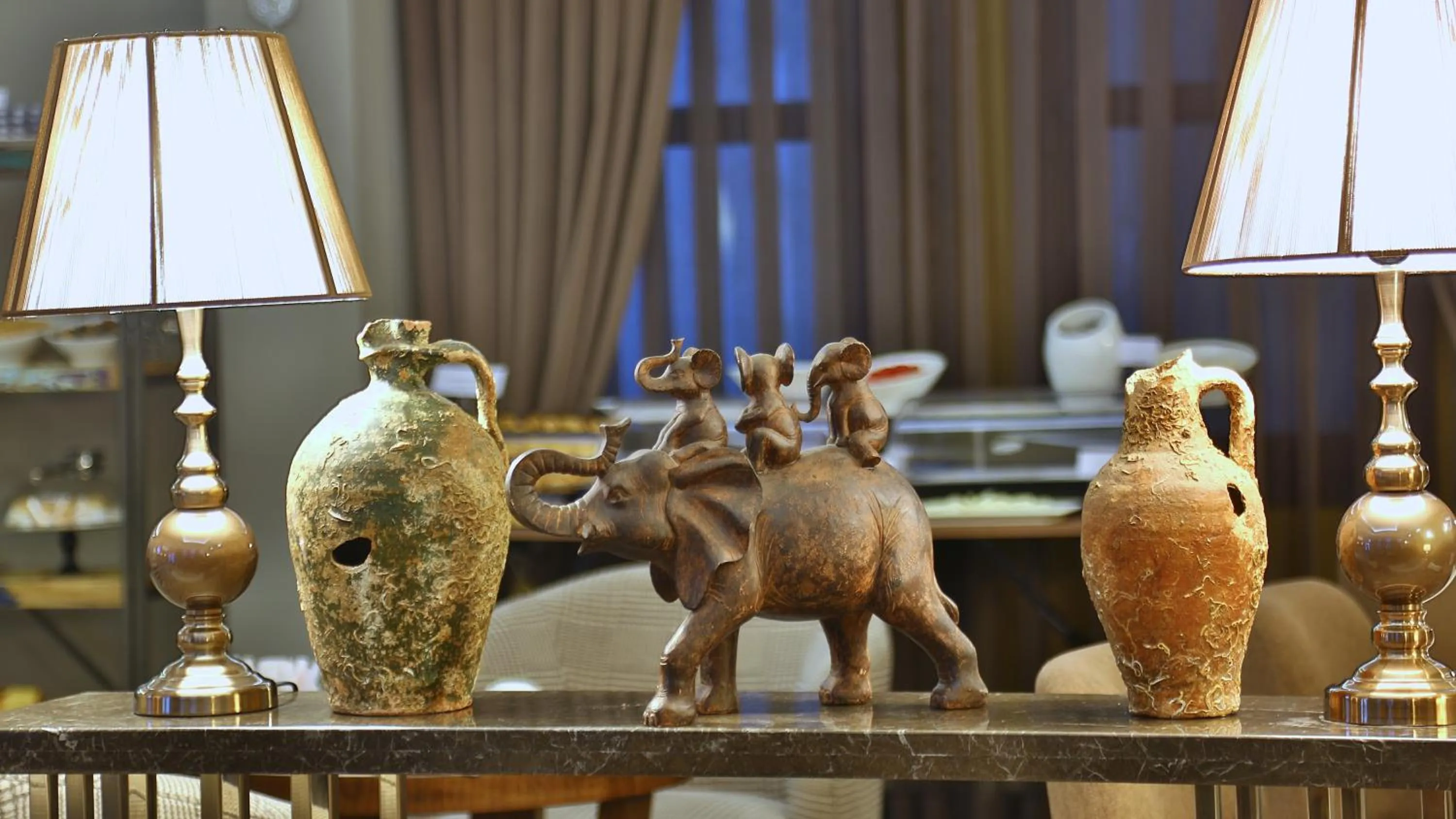 Decorative detail in Bon Hotel Old City