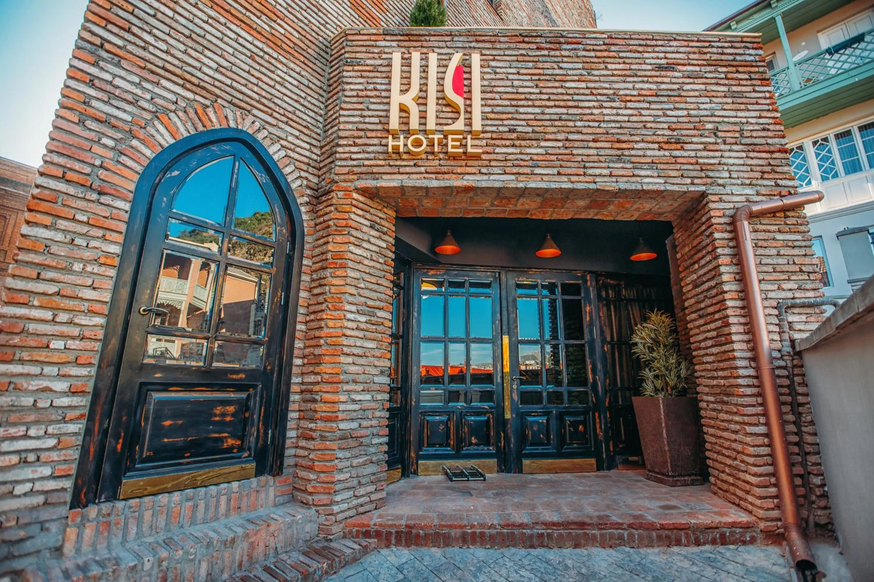 Facade/entrance in Kisi Boutique Hotel