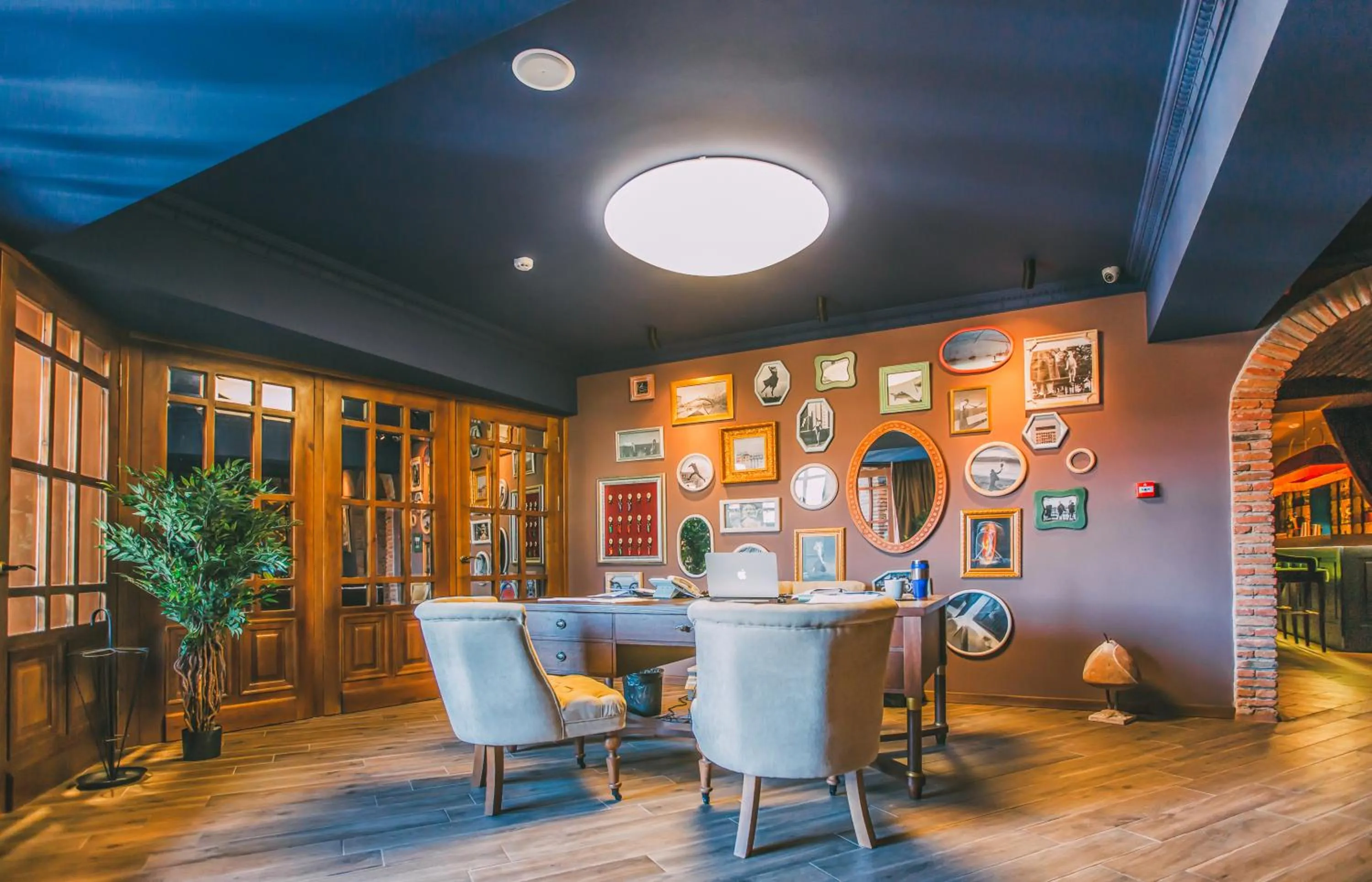 Lobby or reception in Kisi Boutique Hotel