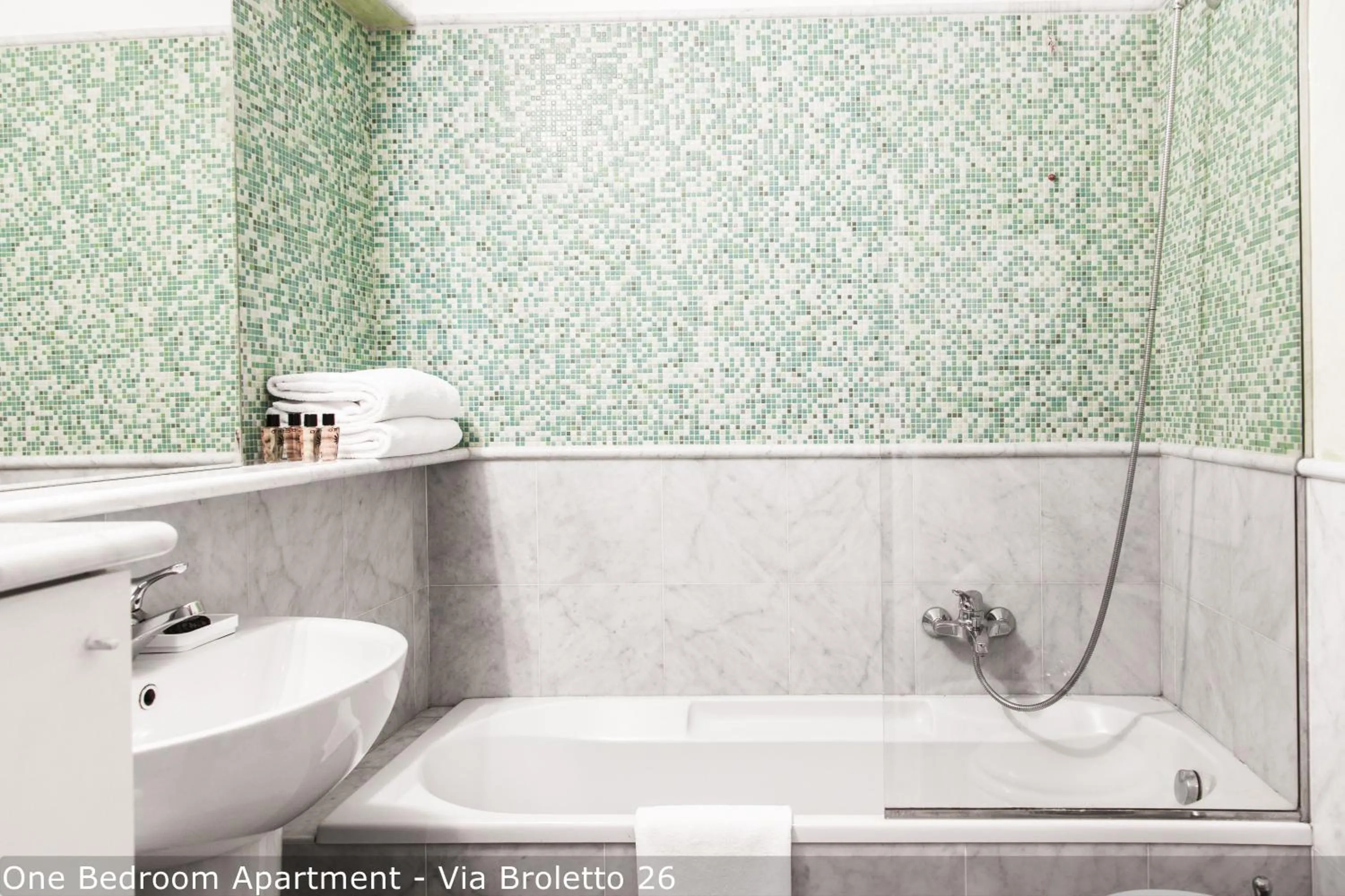 Toilet in Brera Apartments Alla Scala