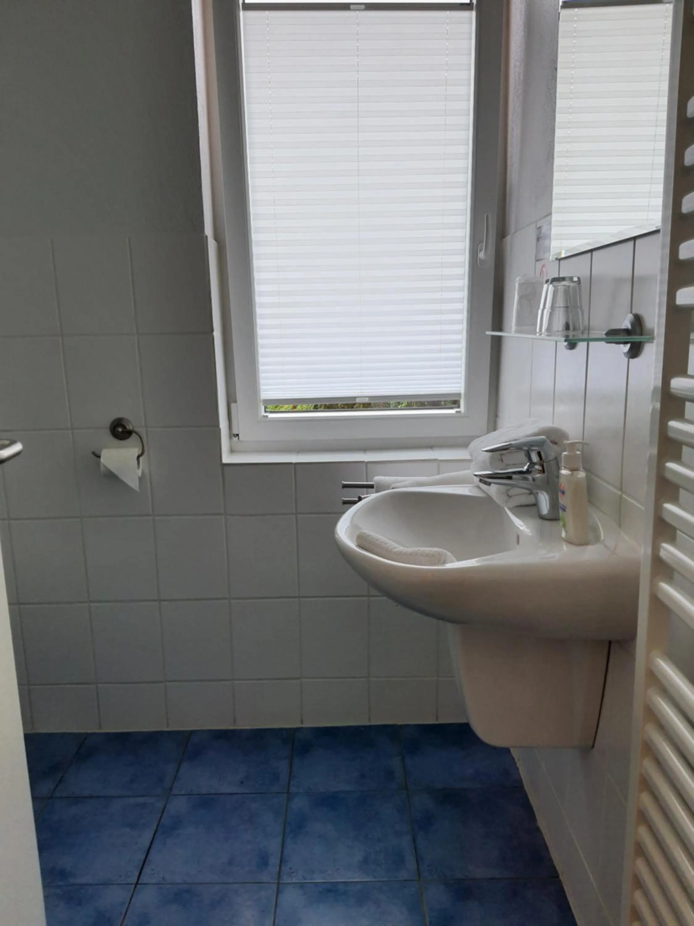 Bathroom in Haus Achtern Diek in erster Reihe am Meer