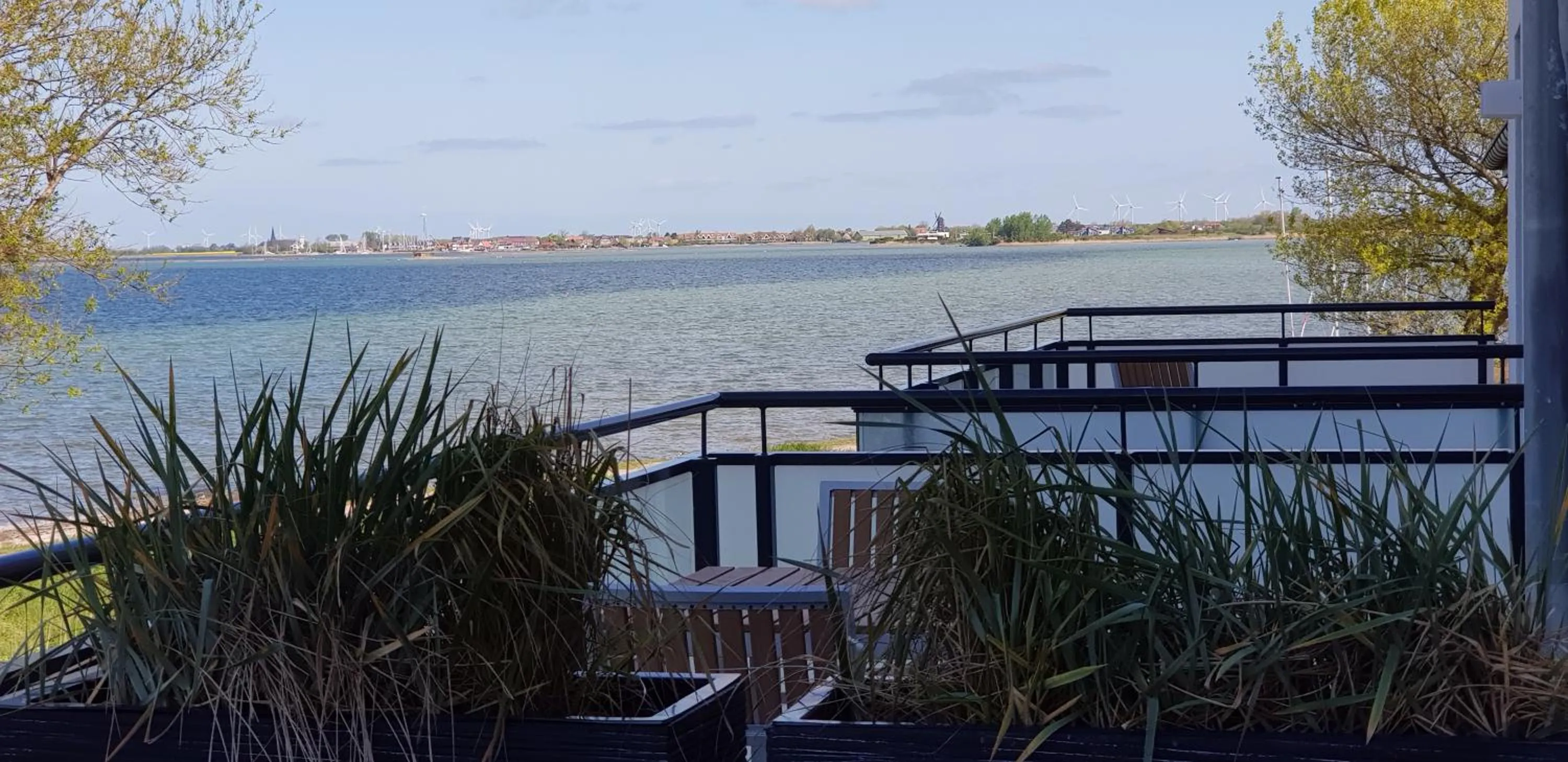 Sea view in Haus Achtern Diek in erster Reihe am Meer