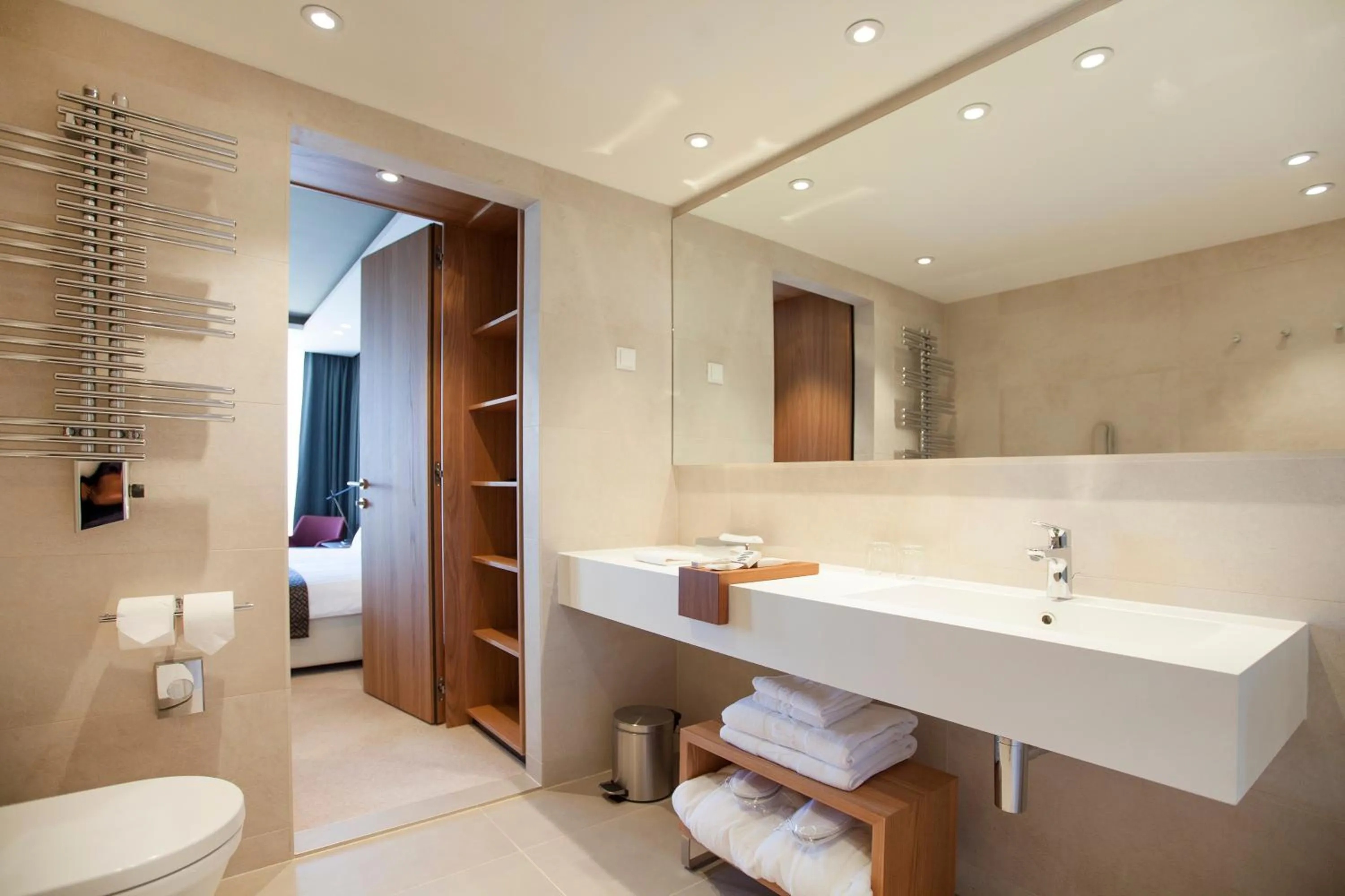 Shower in Hotel Dubrovnik Palace