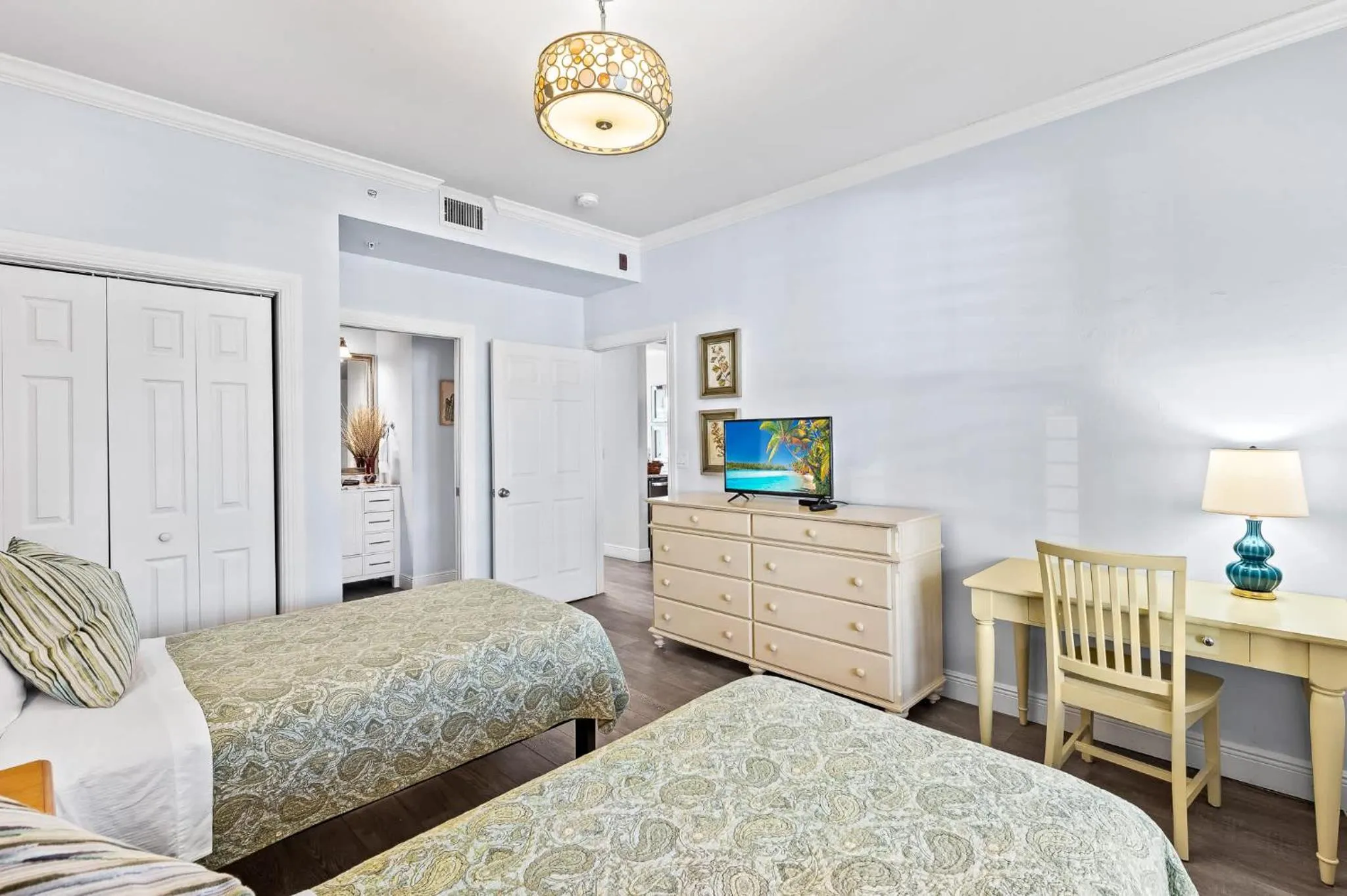 Bed in Bologna Golf Condo in the Lely Resort