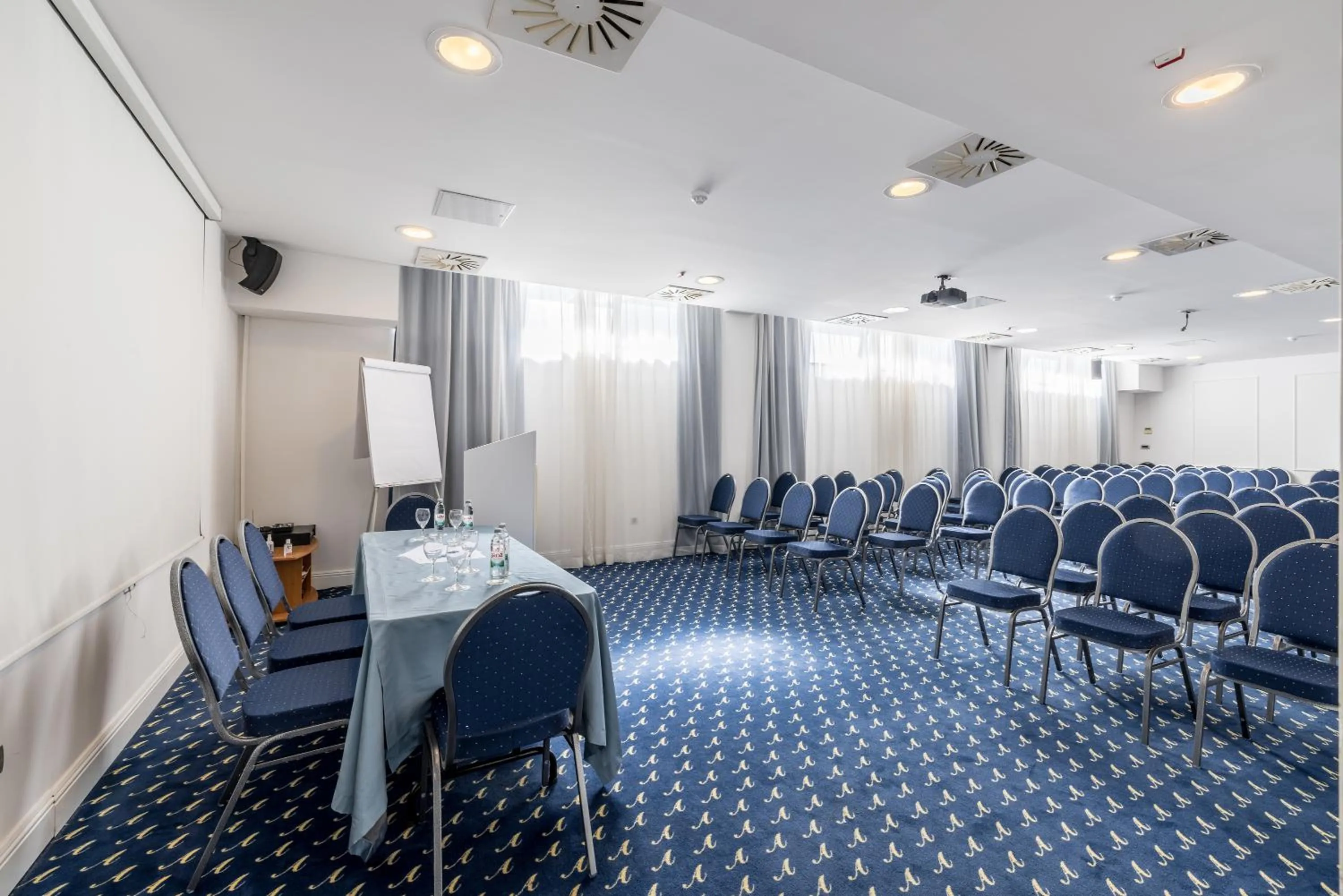 Business facilities in Art Hotel
