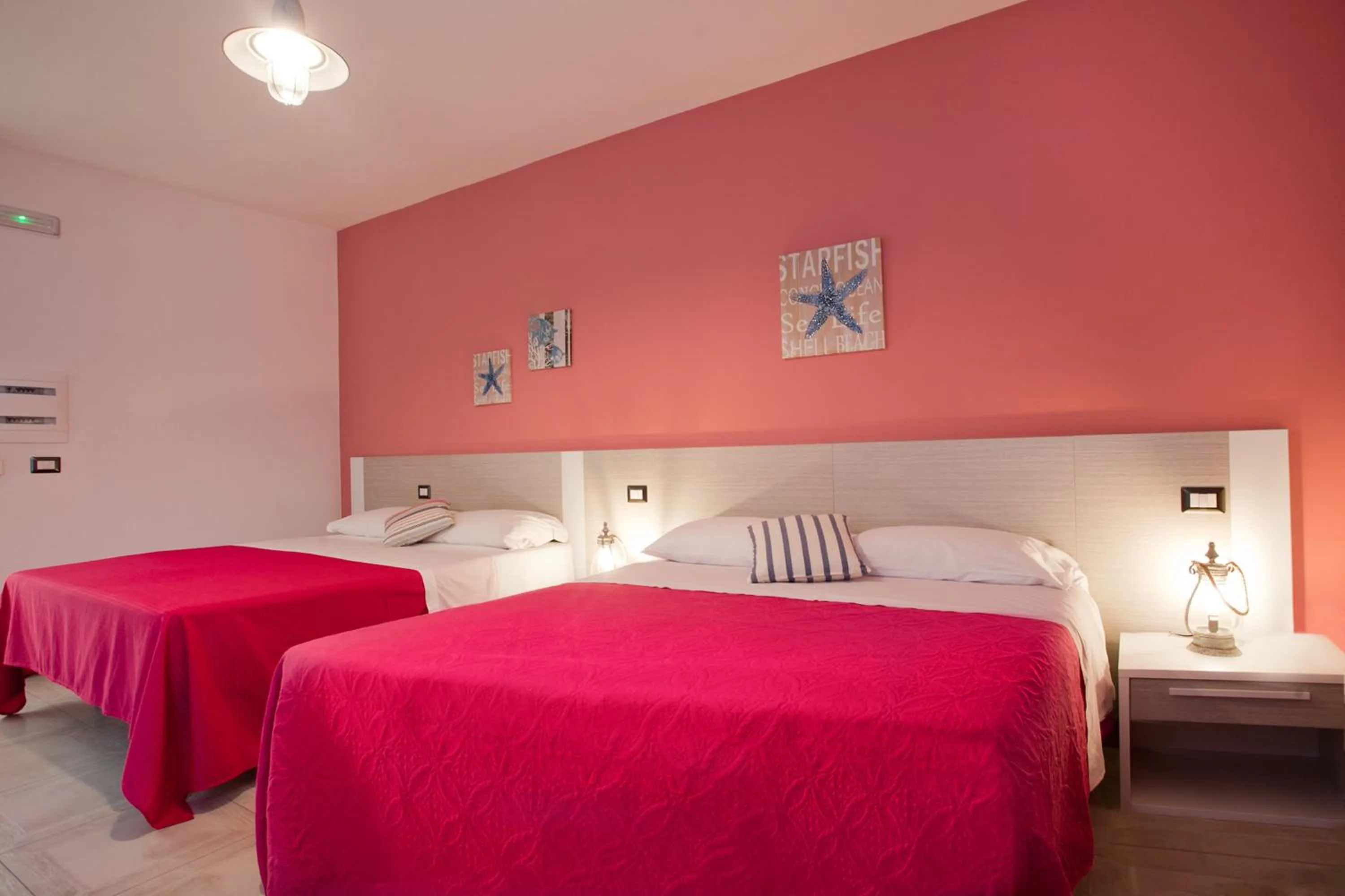 Bed in B&B A due Passi dal Mare