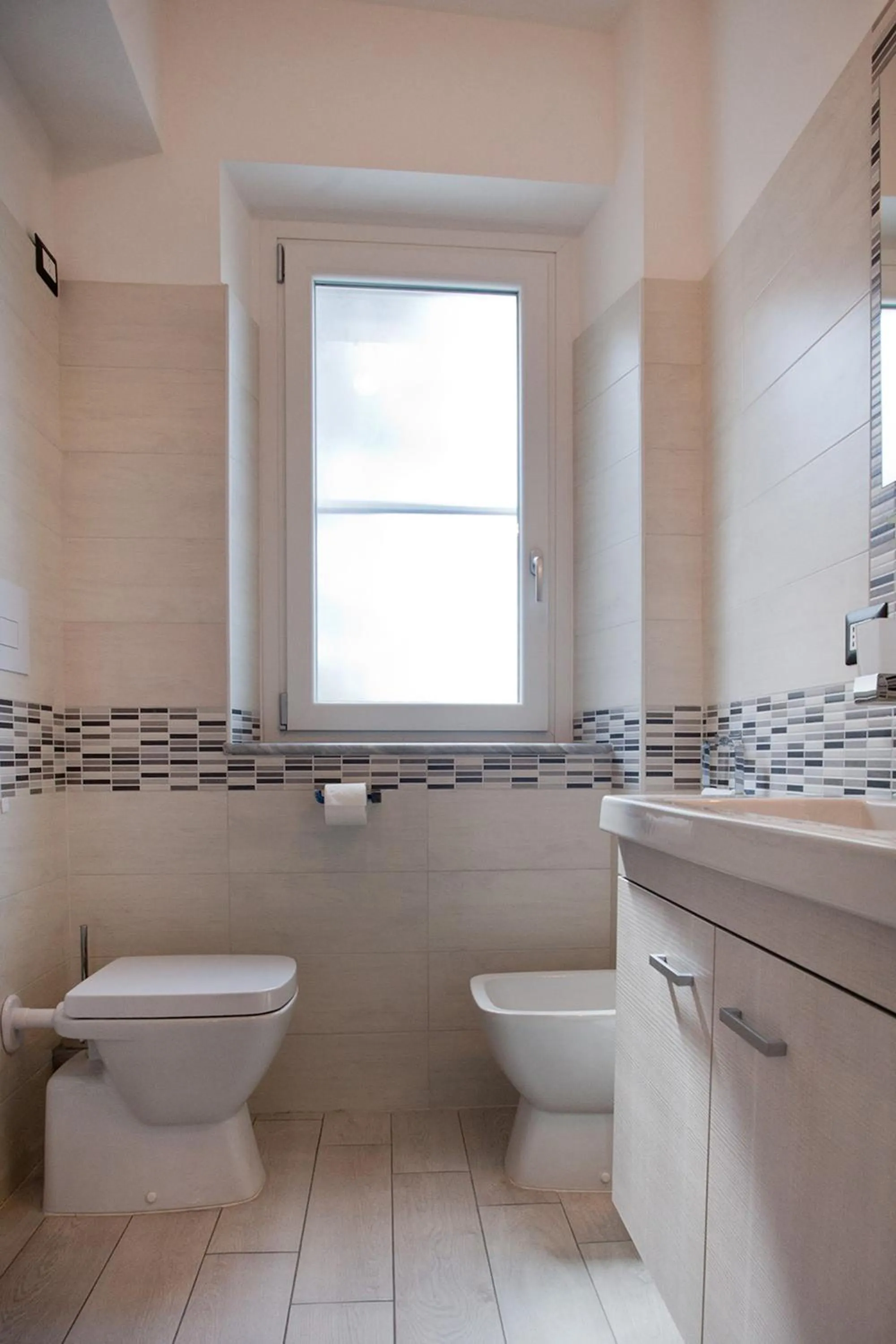 Shower in B&B A due Passi dal Mare