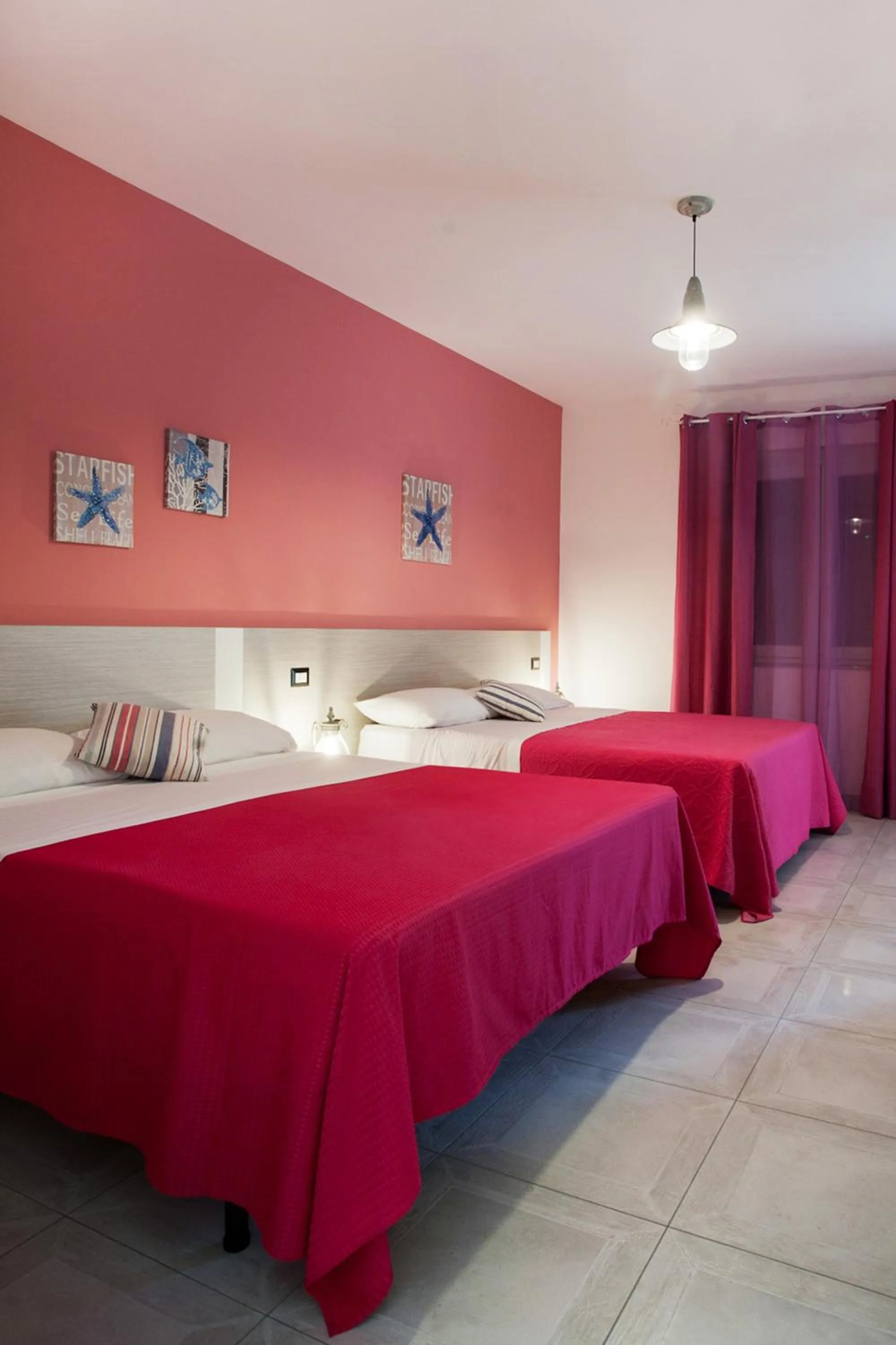Bed in B&B A due Passi dal Mare