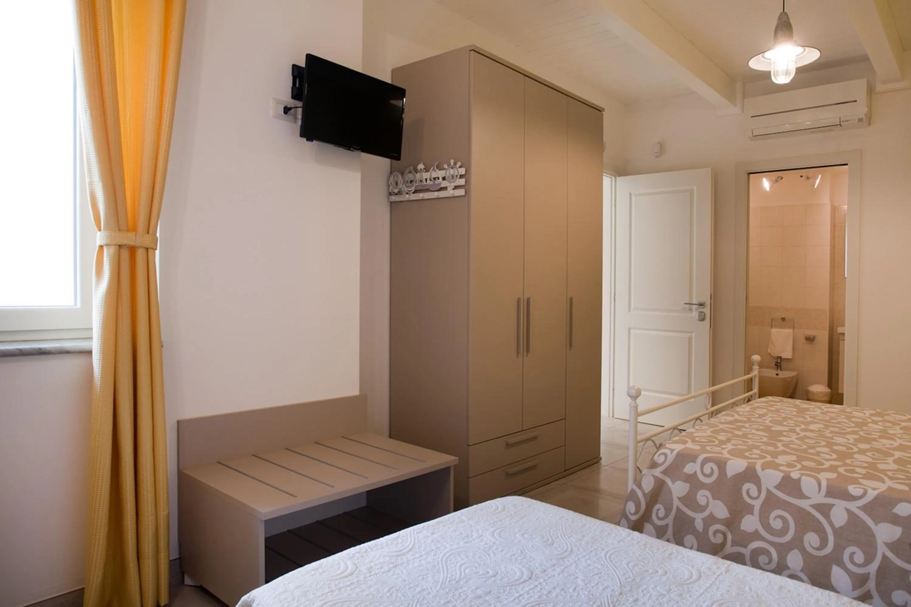 Bed in B&B A due Passi dal Mare