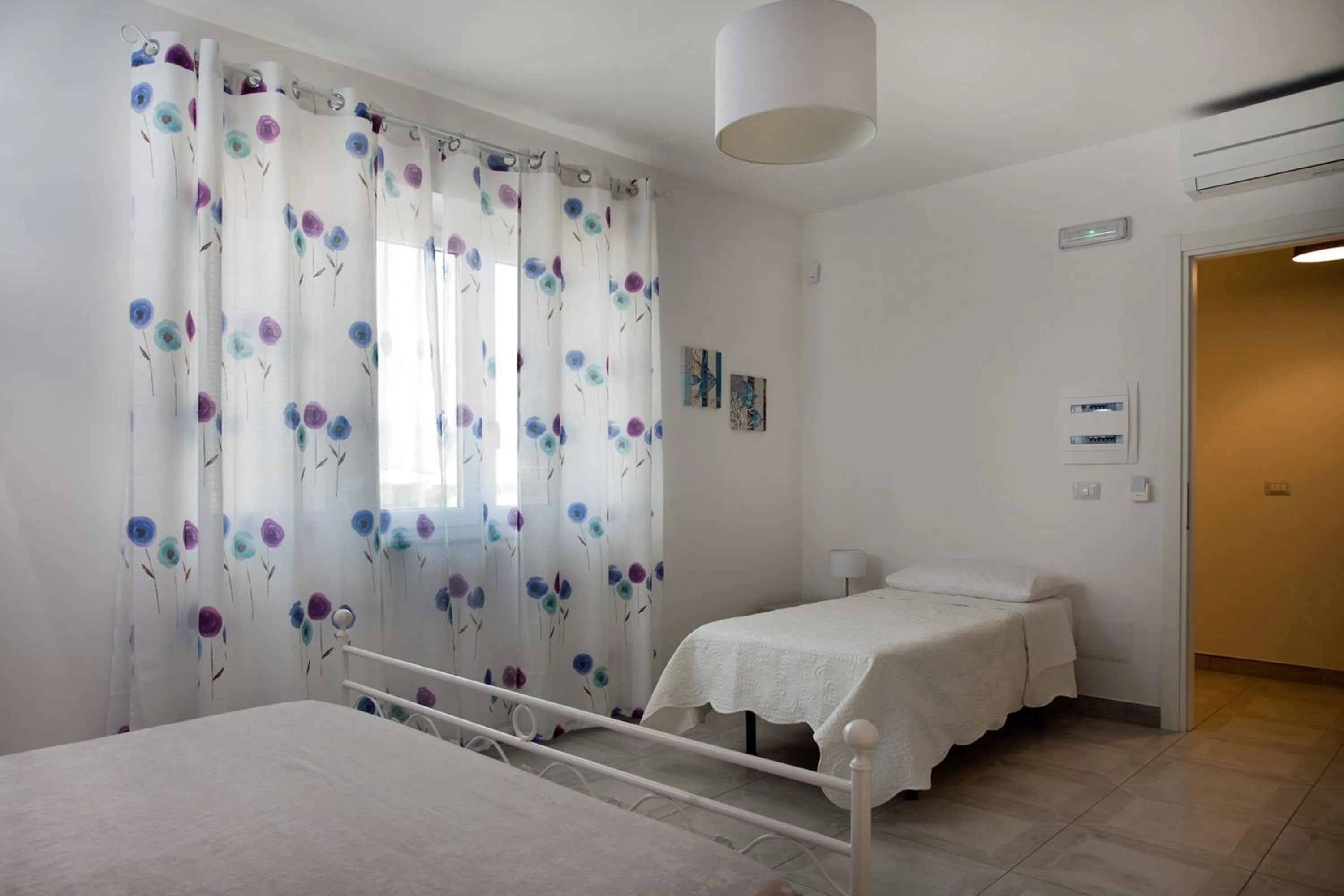 Bed in B&B A due Passi dal Mare