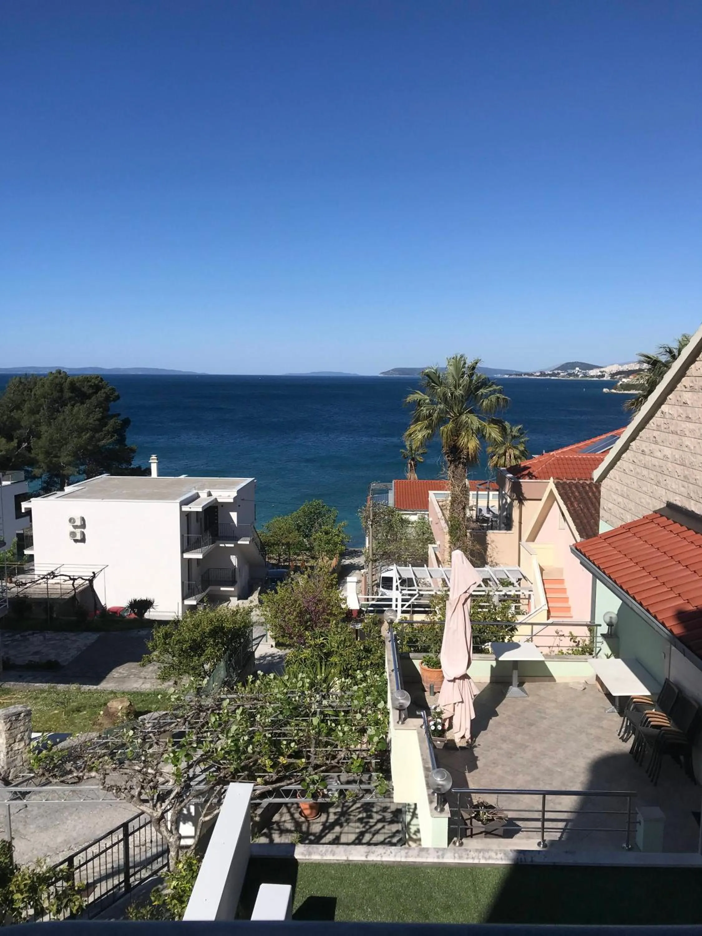 Sea view in Pink Inn