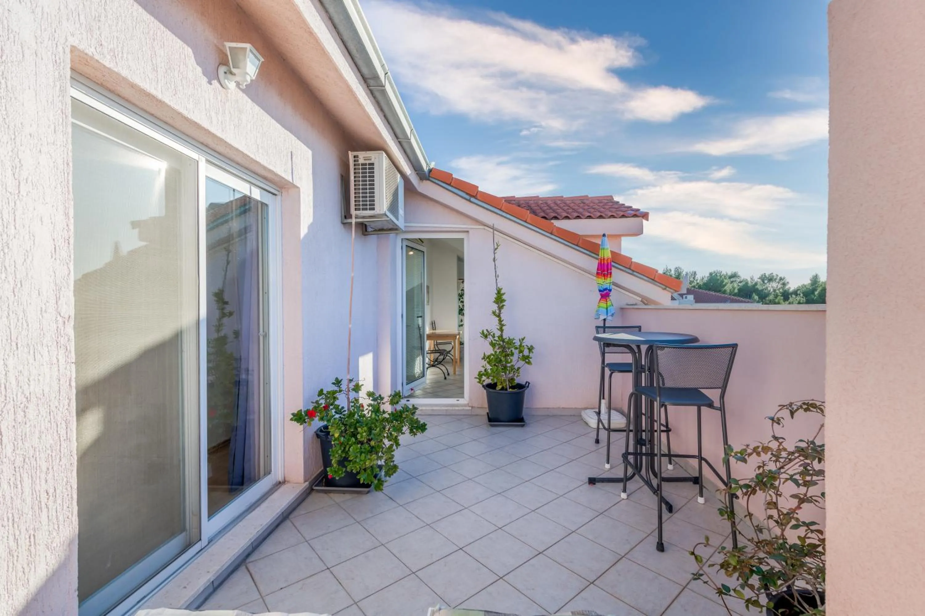 Balcony/Terrace in Pink Inn