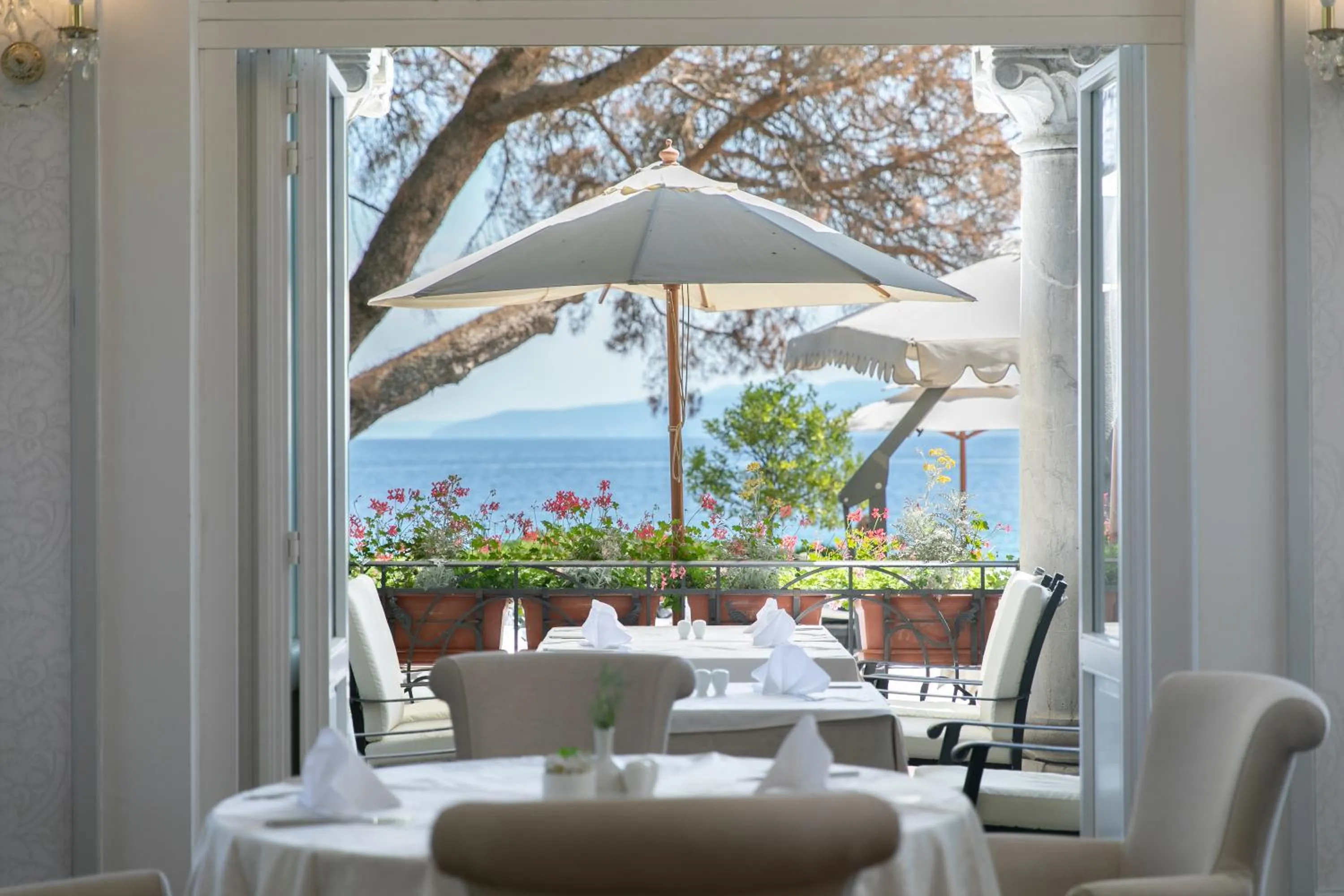 Restaurant/places to eat in Amadria Park Hotel Milenij