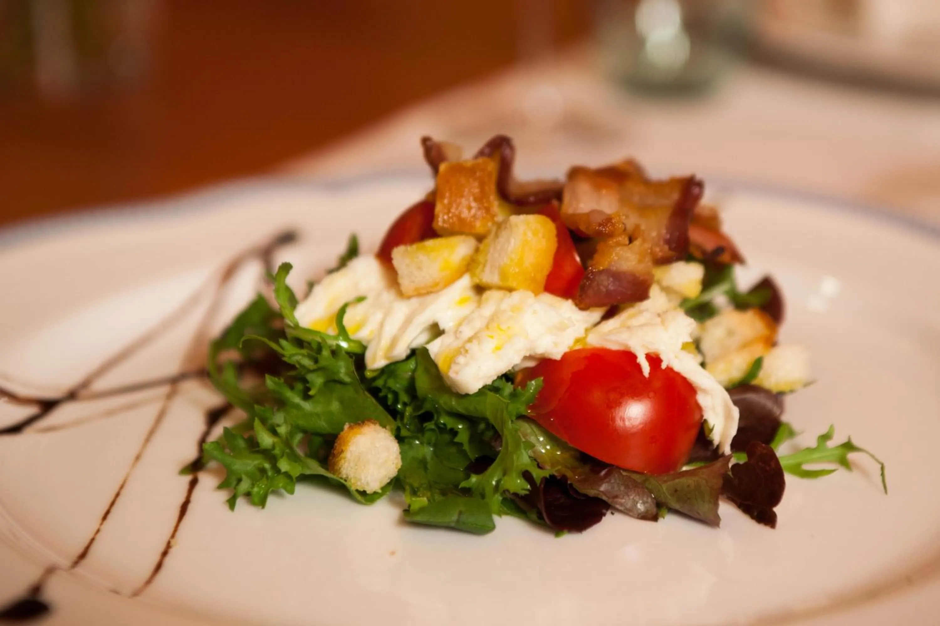 Restaurant/places to eat in Hotel Manora